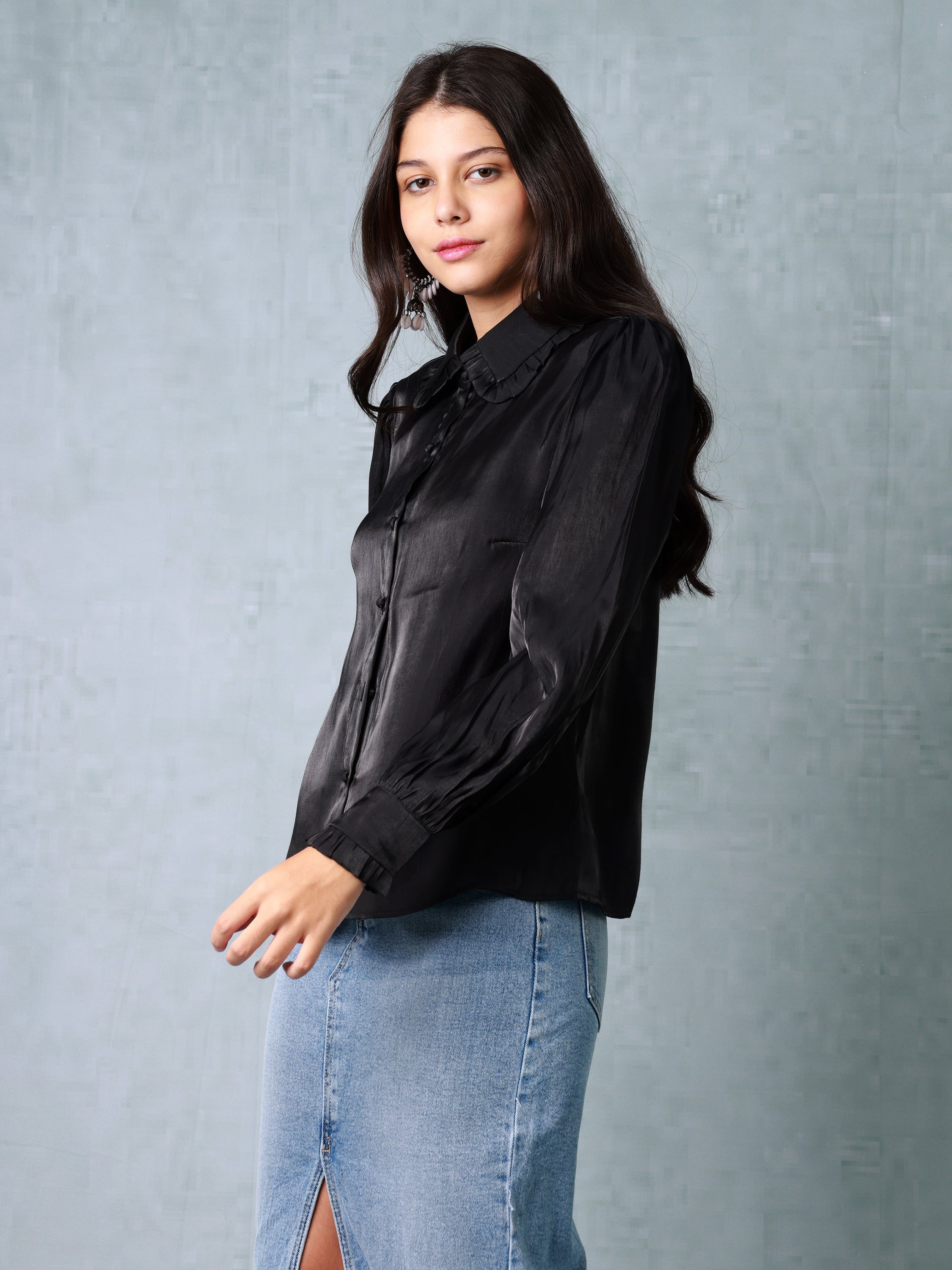 Women Black Balloon sleeve shirt