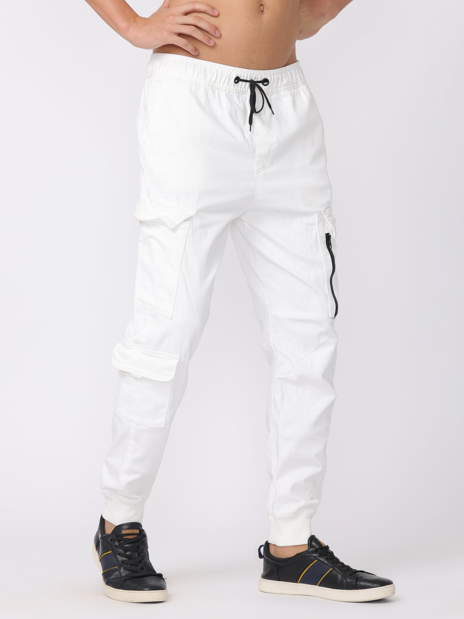 Men White Regular Fit Cargo Pants