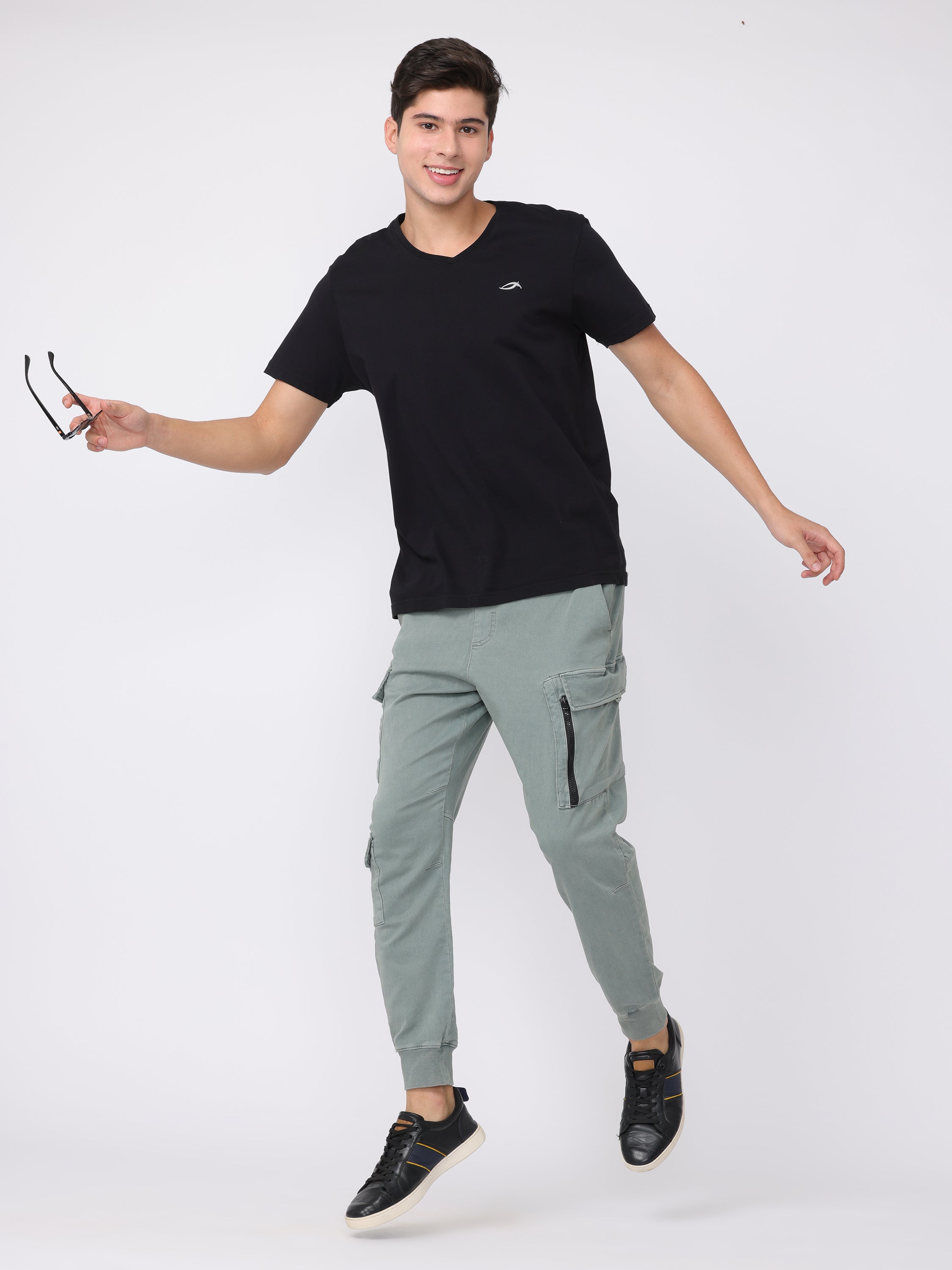 Men Light Grey Regular Fit Cargo Pants