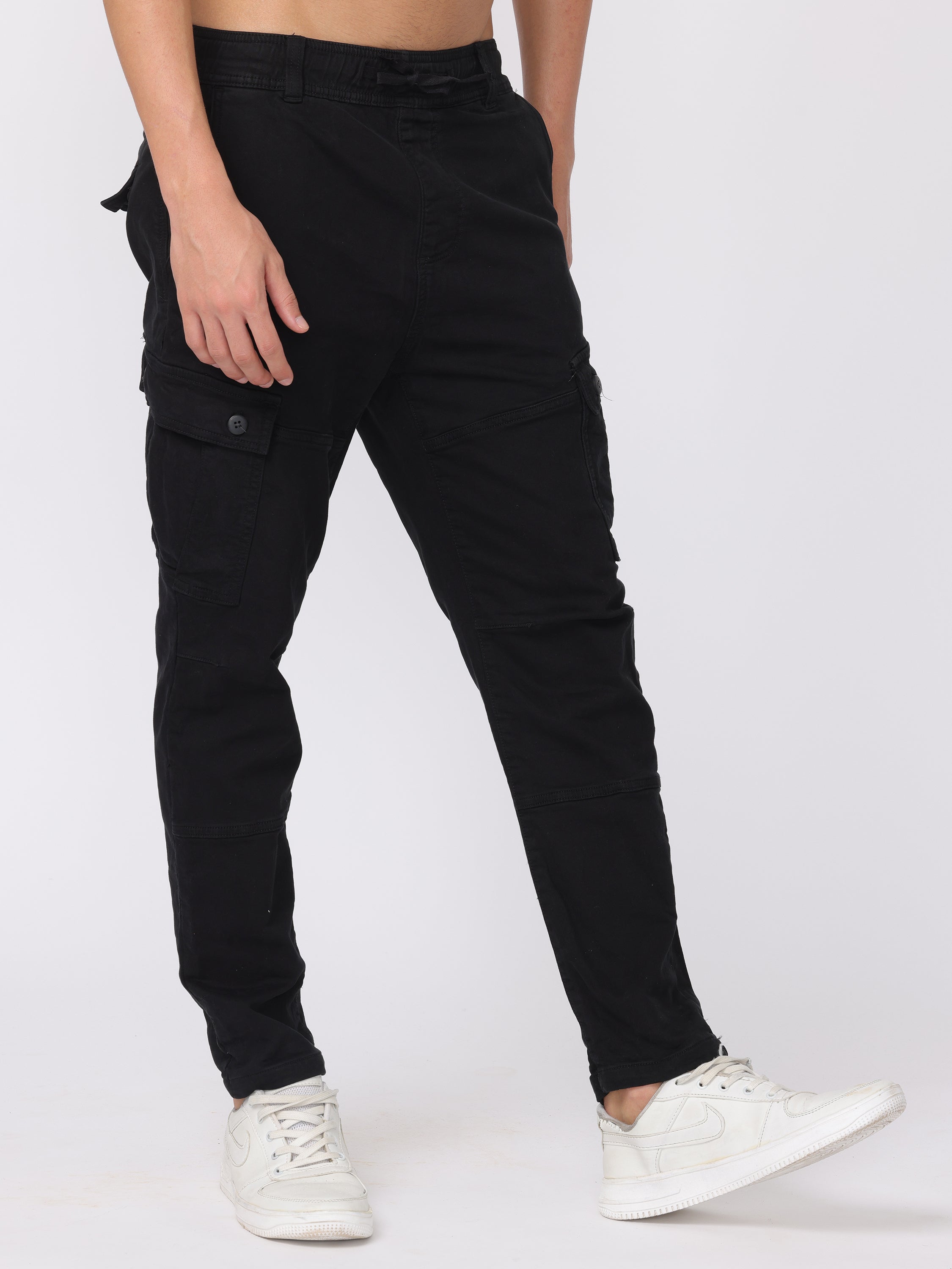 Men Black Regular Fit Cargo Pants