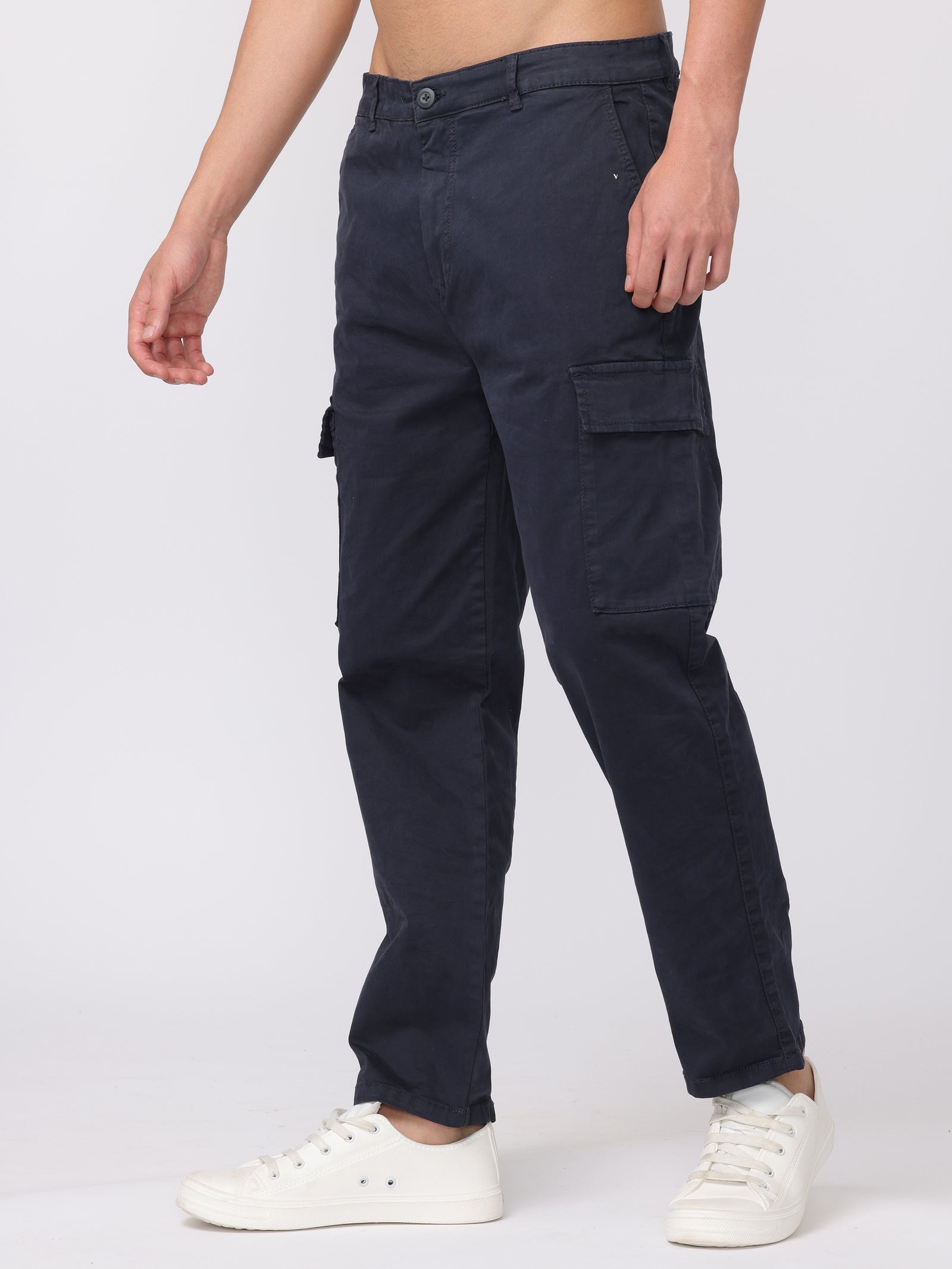 Men Black Regular Fit Cargo Pants