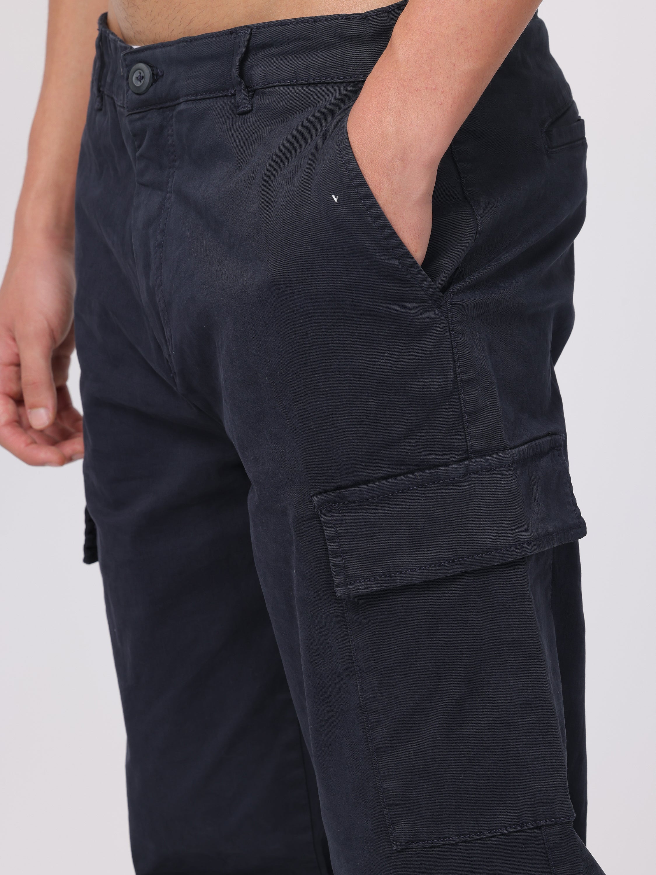 Men Black Regular Fit Cargo Pants