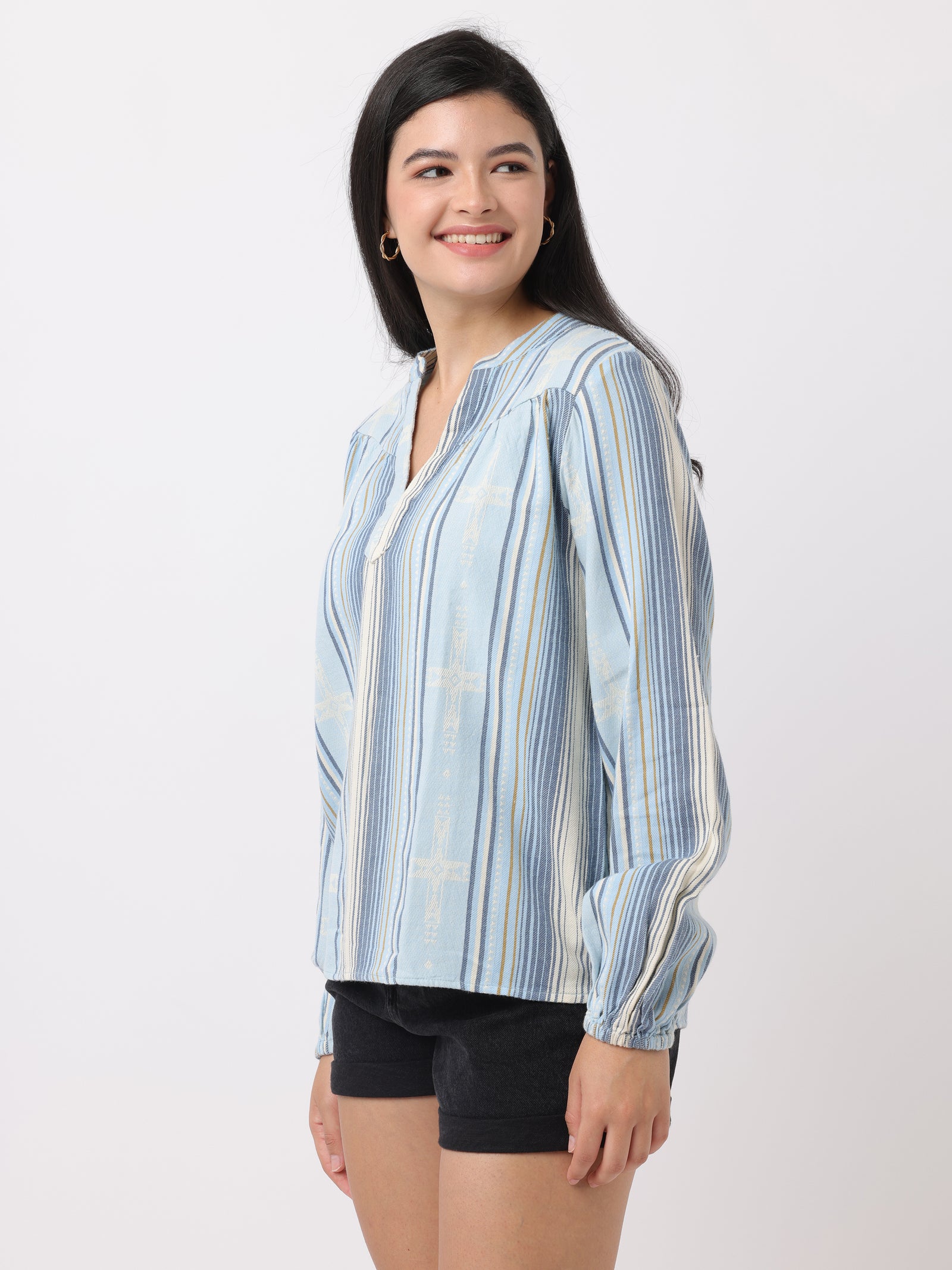 Women Blue & White Mandarin collar Top