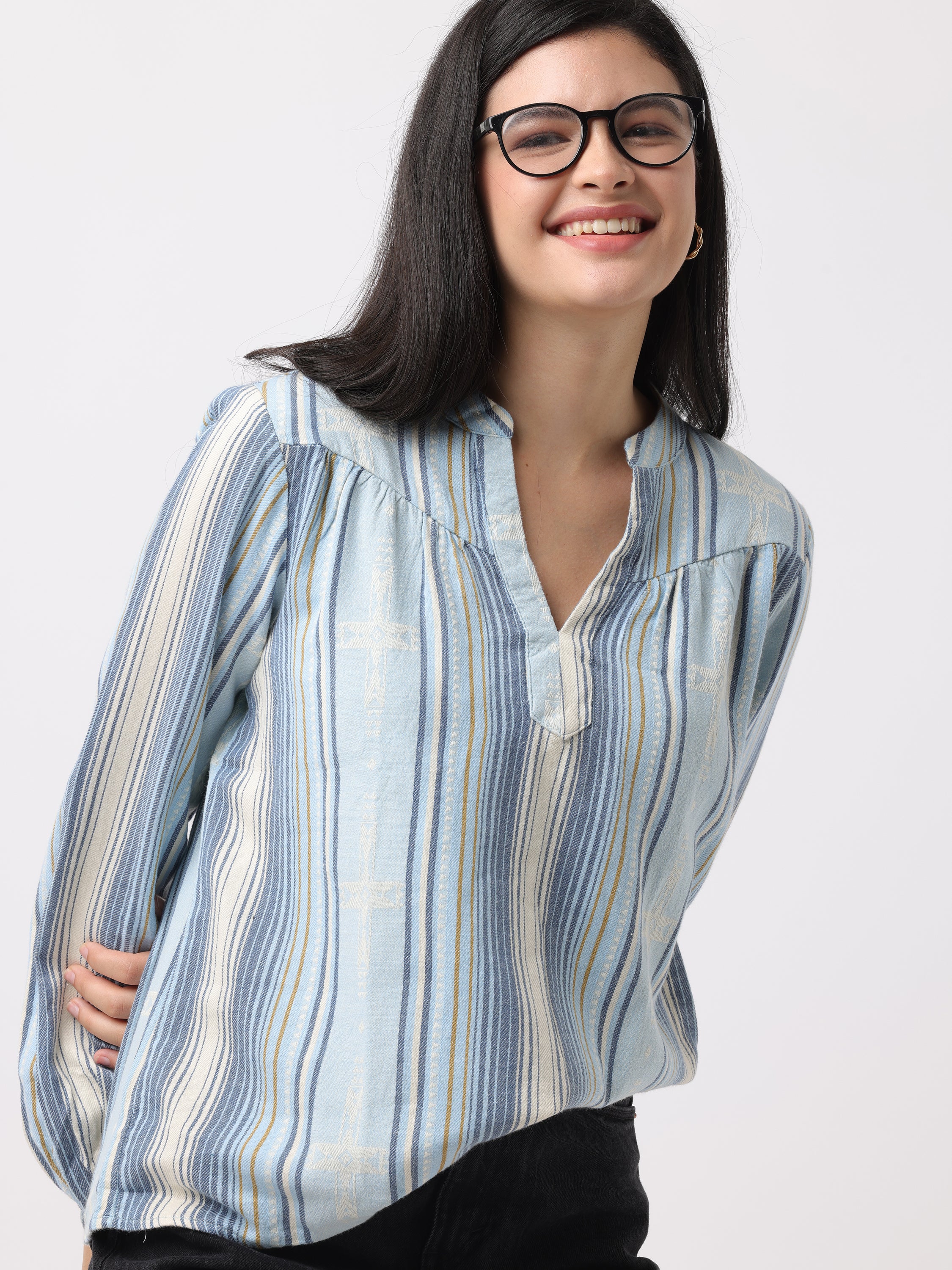 Women Blue & White Mandarin collar Top