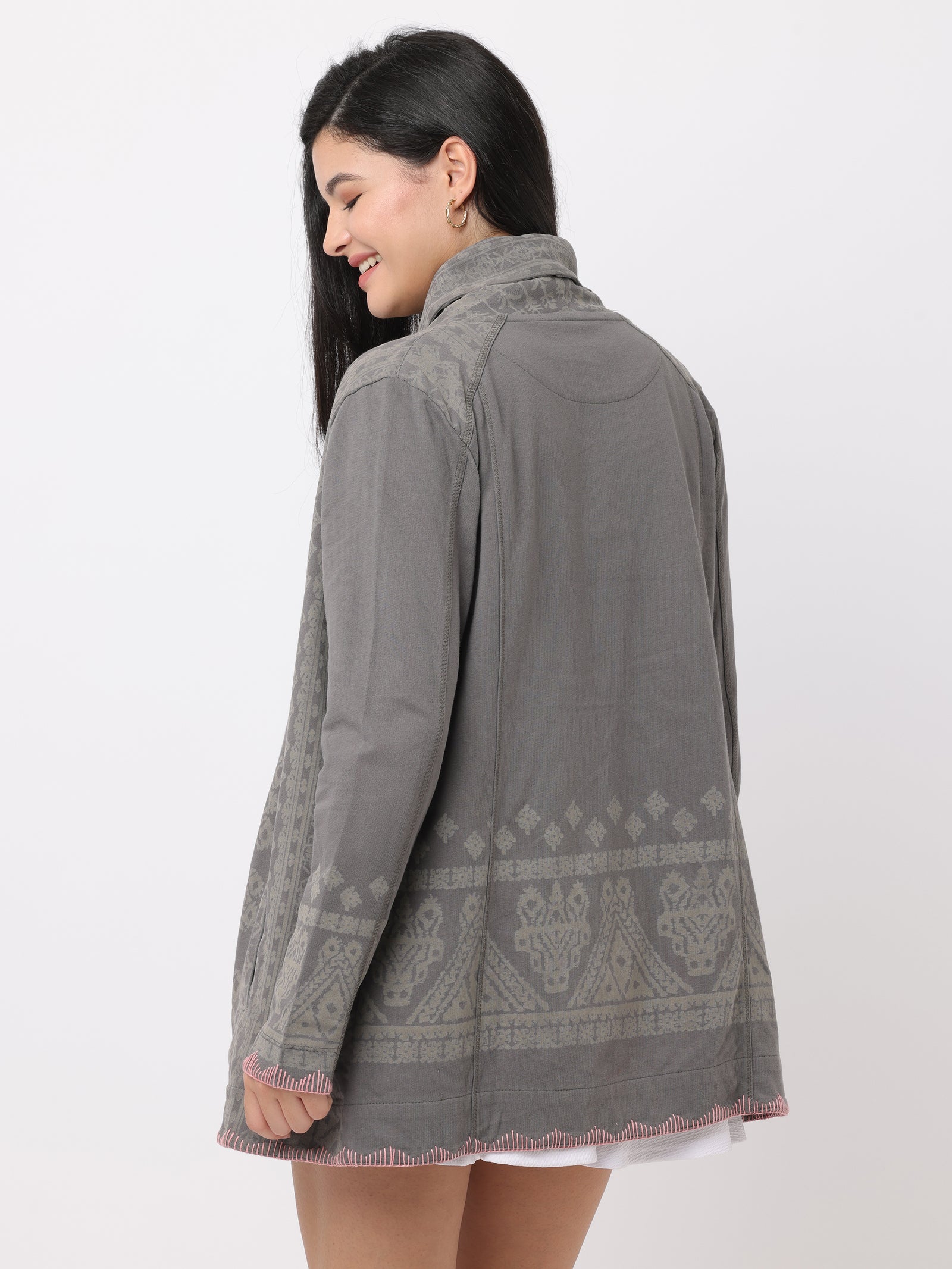 Women Grey Relaxed Fit Printed Shrug