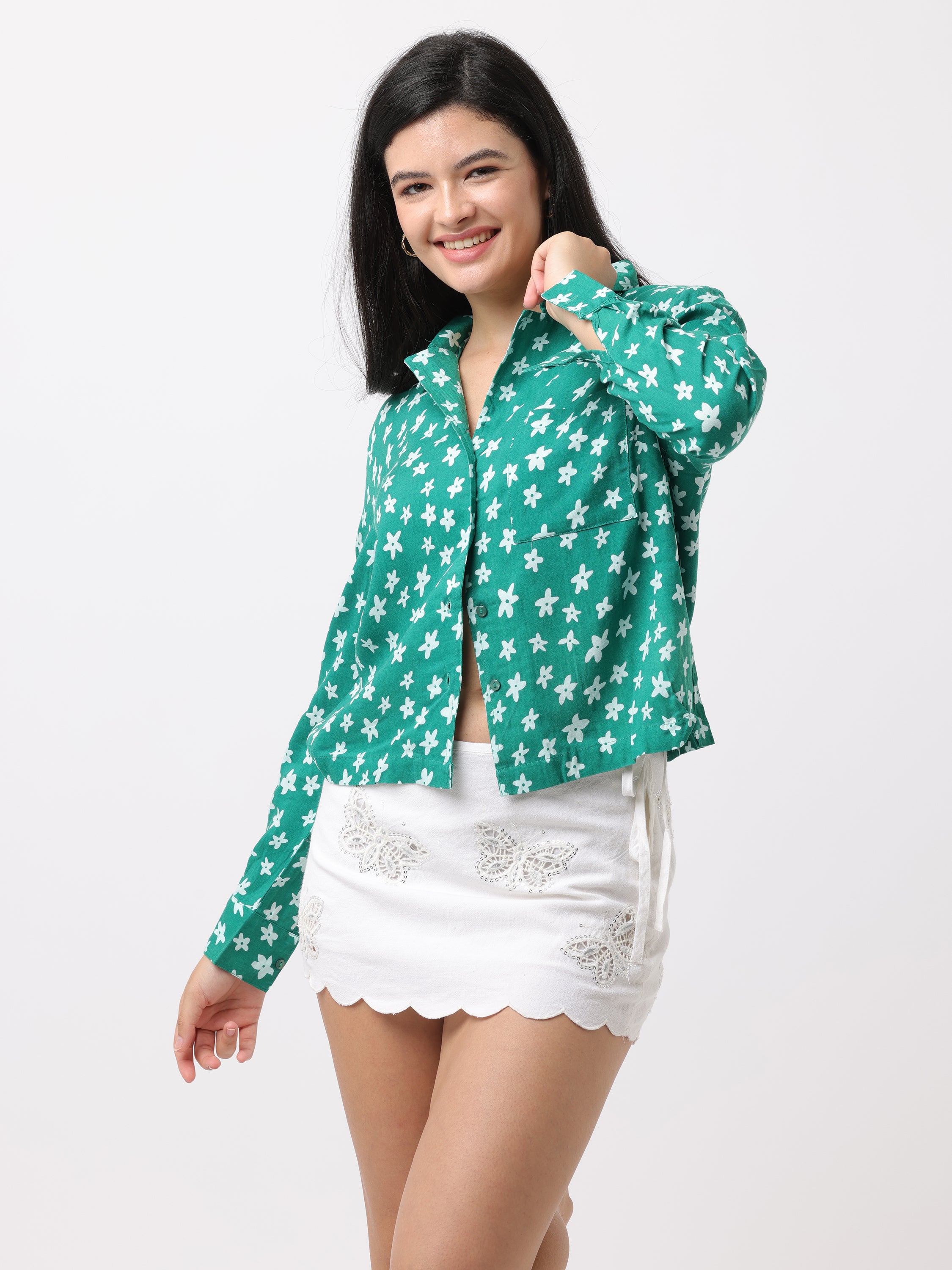 Women Green Floral Printed Comfort Fit Shirt