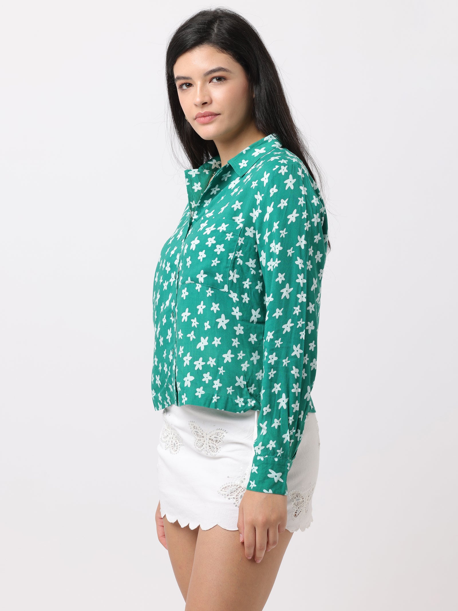 Women Green Floral Printed Comfort Fit Shirt