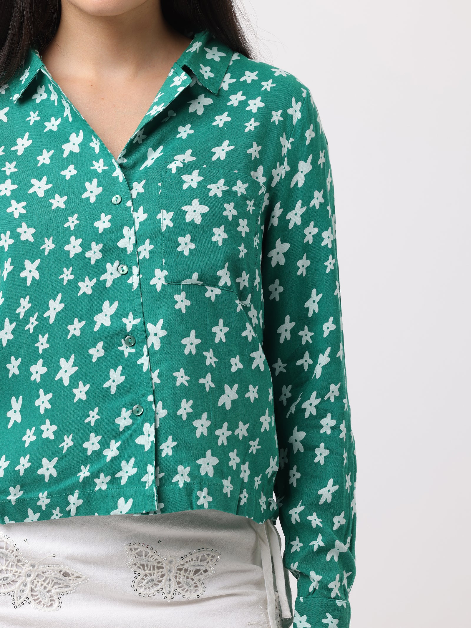 Women Green Floral Printed Comfort Fit Shirt