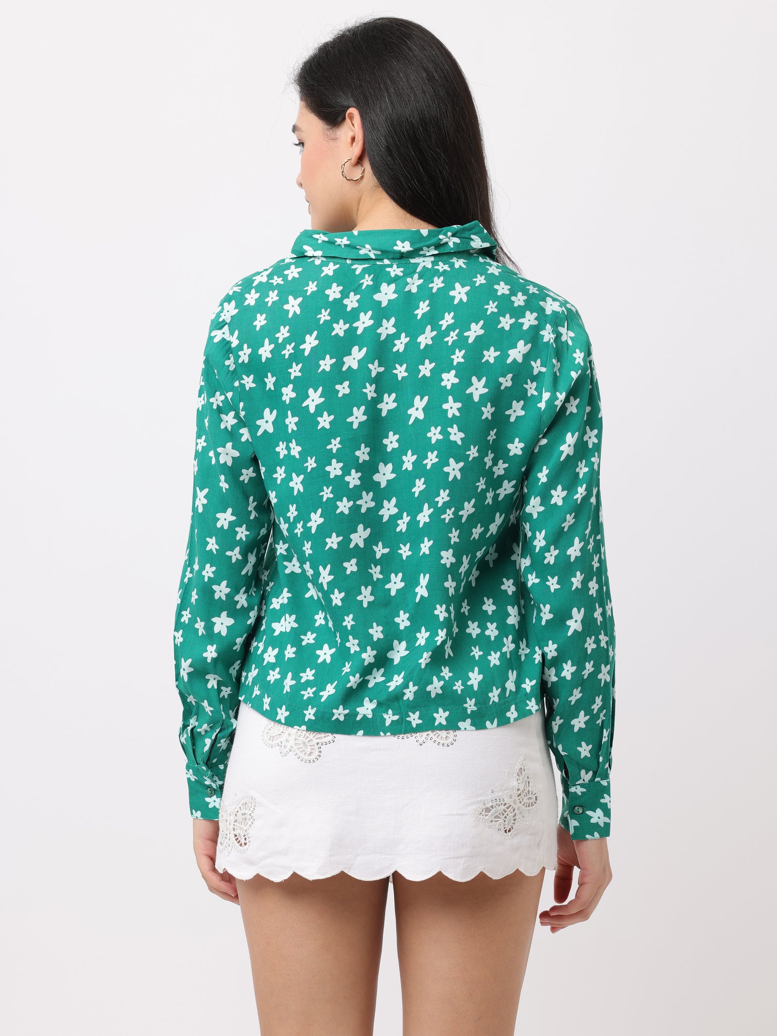 Women Green Floral Printed Comfort Fit Shirt