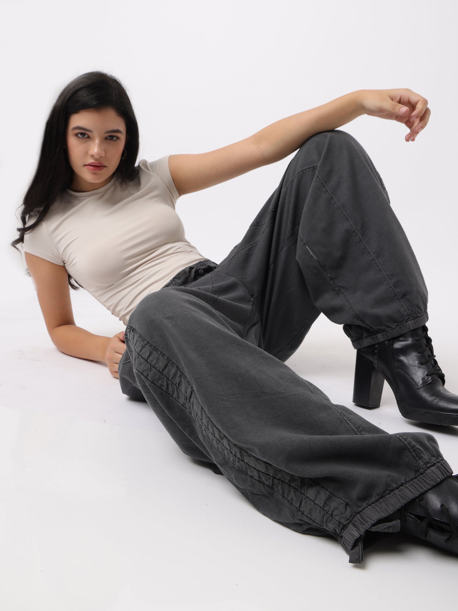 Women Black Flared Comfort Fit Cargo Pants