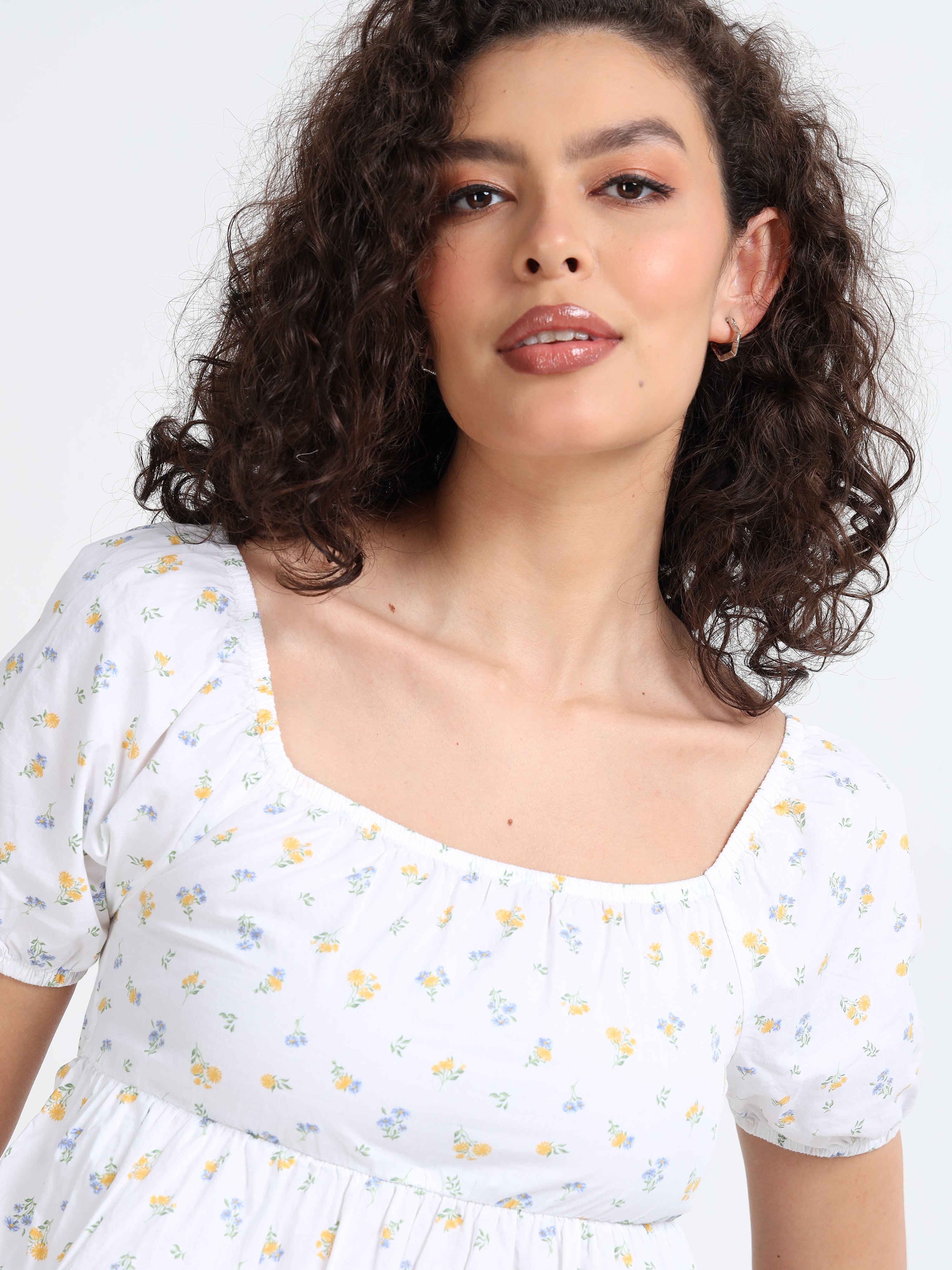 Women Ditsy Printed Crop Top