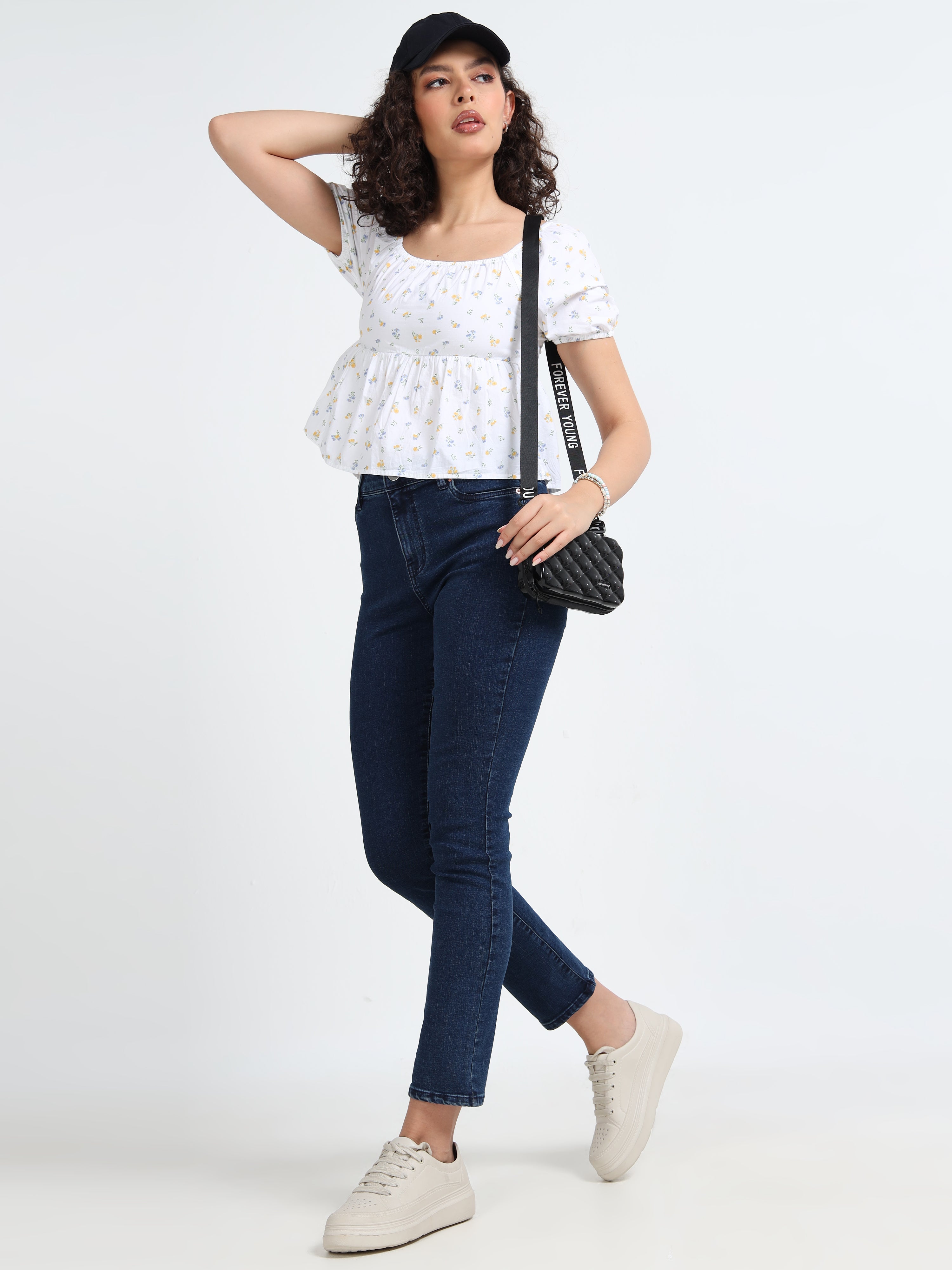 Women Ditsy Printed Crop Top