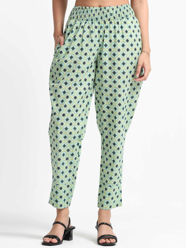 Women Floral Printed Relaxed Pants