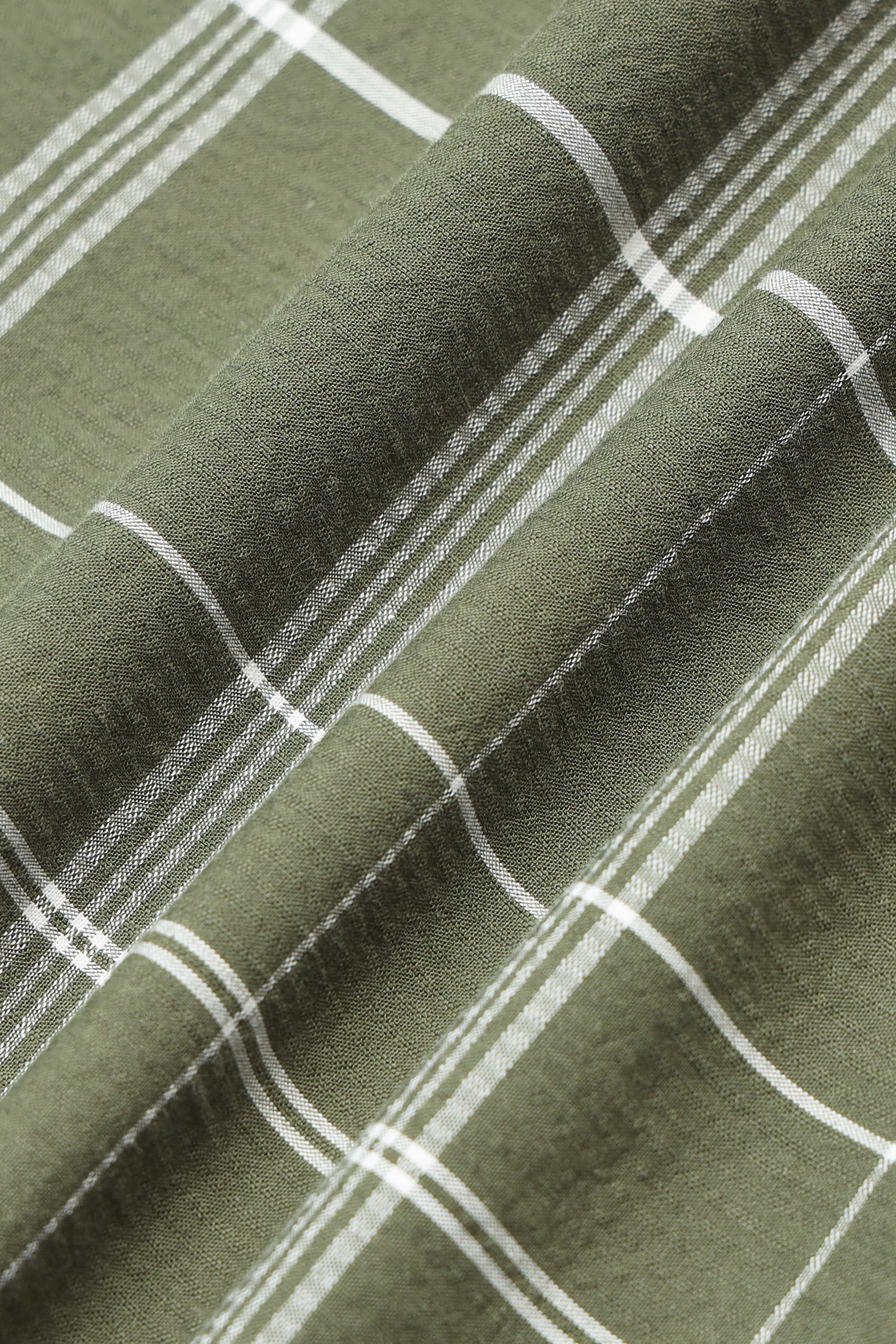 Men Green Checked Casual Shirt