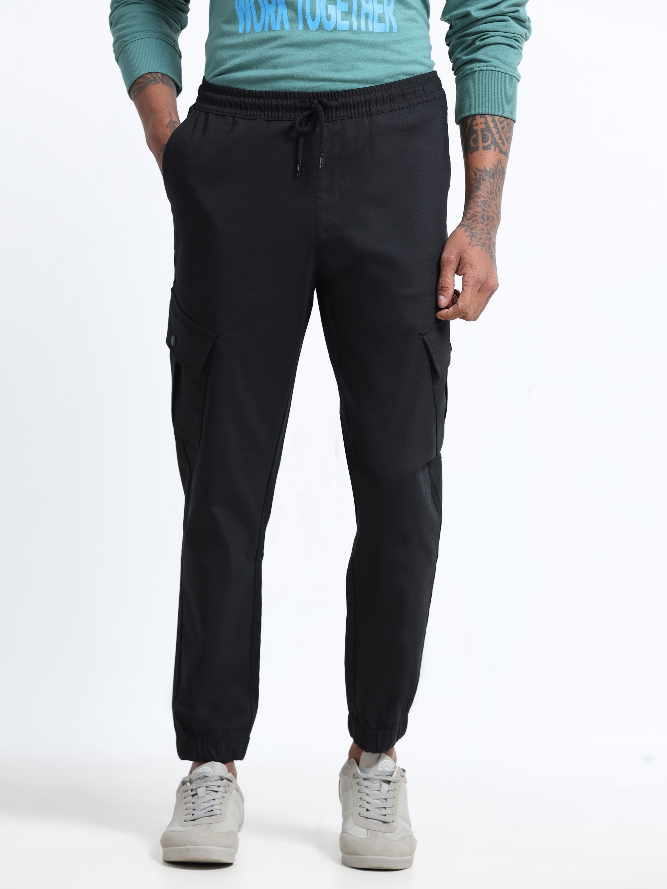 Men Black Cotton Blend Cargo Jogger Pants