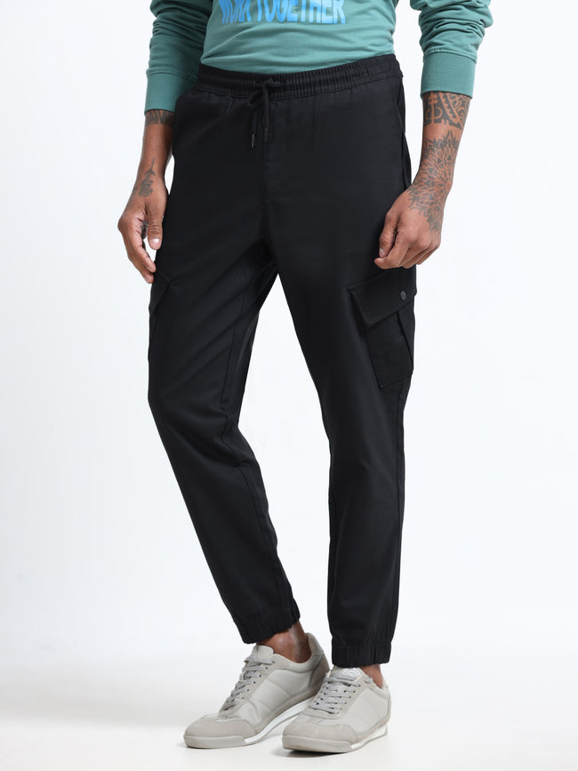 Men Black Cotton Blend Cargo Jogger Pants
