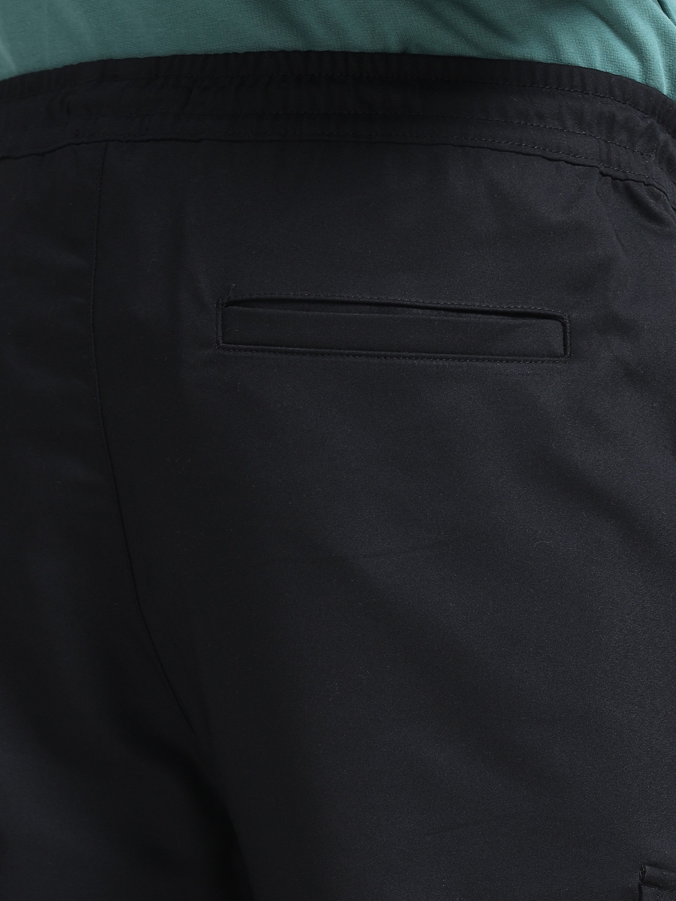 Men Black Cotton Blend Cargo Jogger Pants