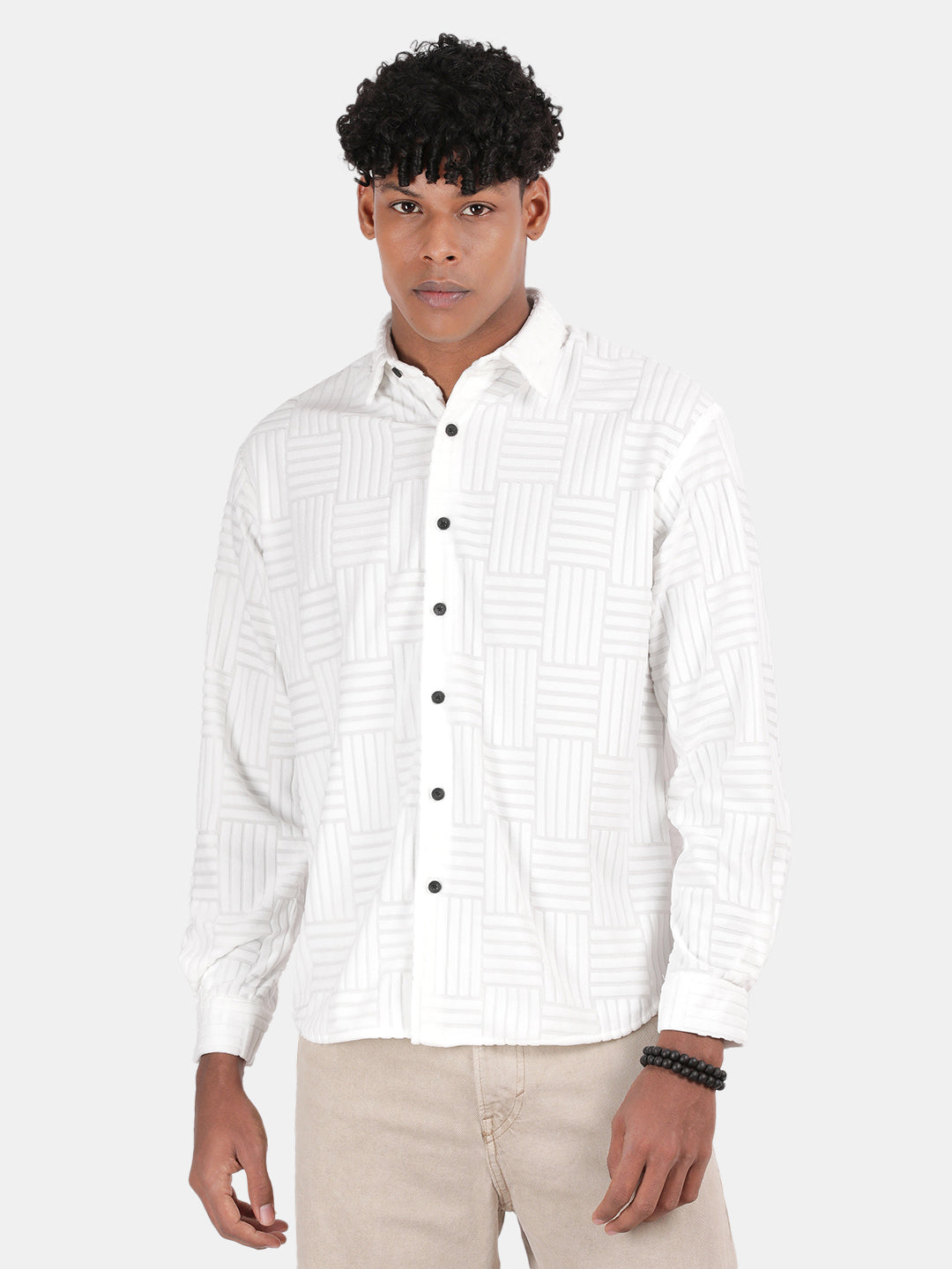 Men White Slim Fit Spread Collar Full Sleeve Casual Shirt