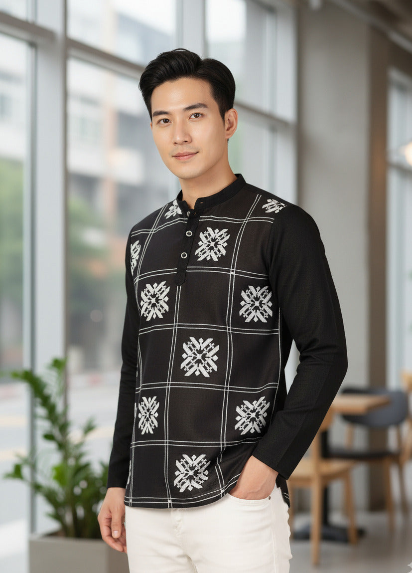 Men Black Embroidered Kurta