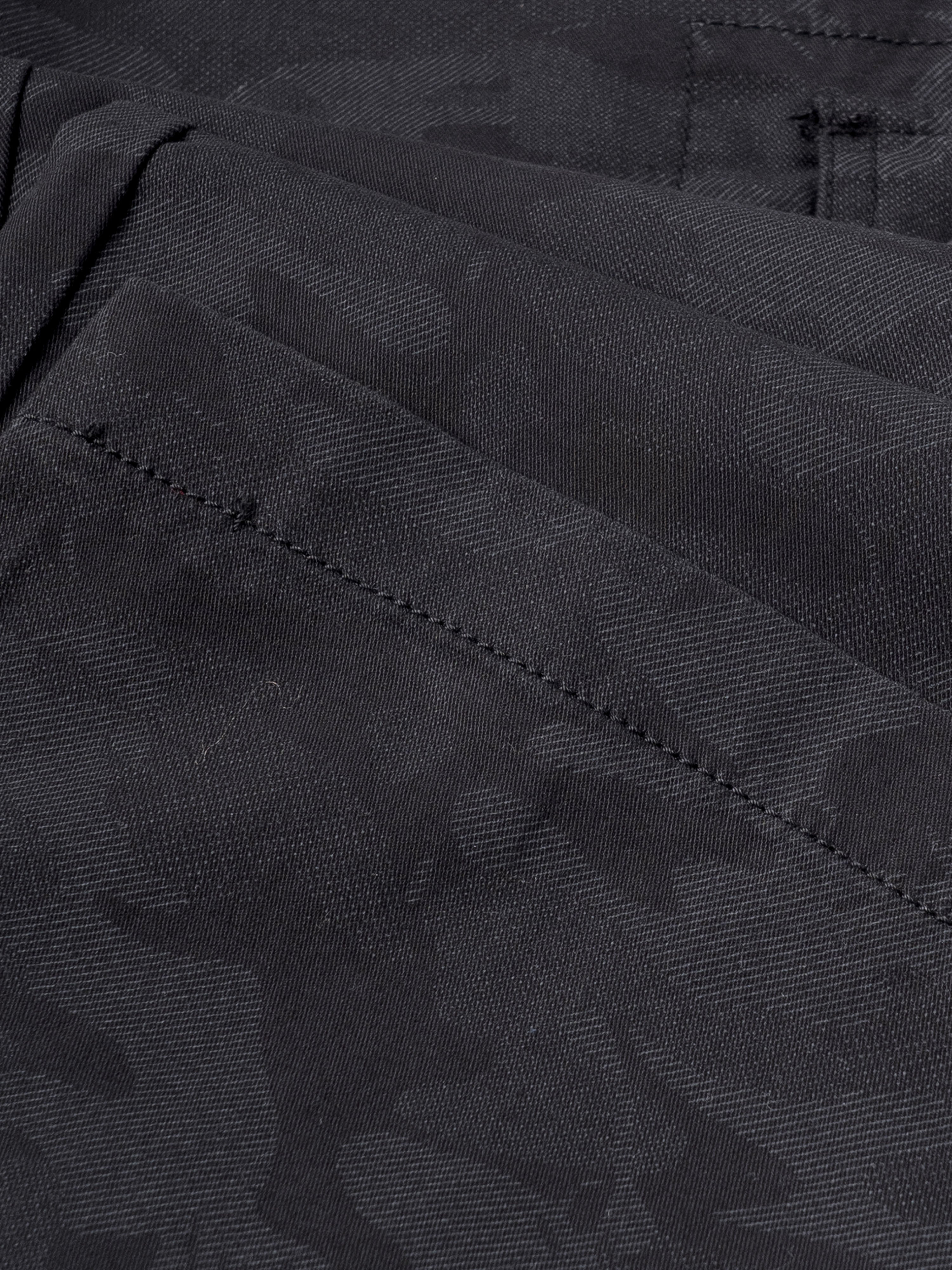 Men Black Relaxed Fit Cargo Trouser