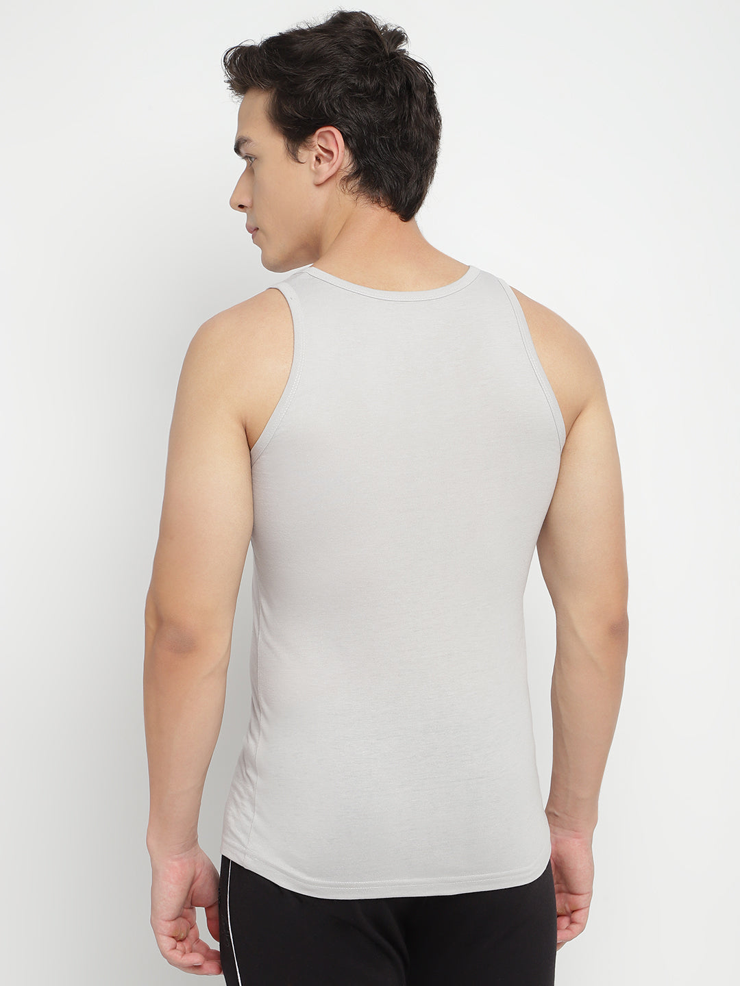 Men Regular Restful Vest (Pack of 3)