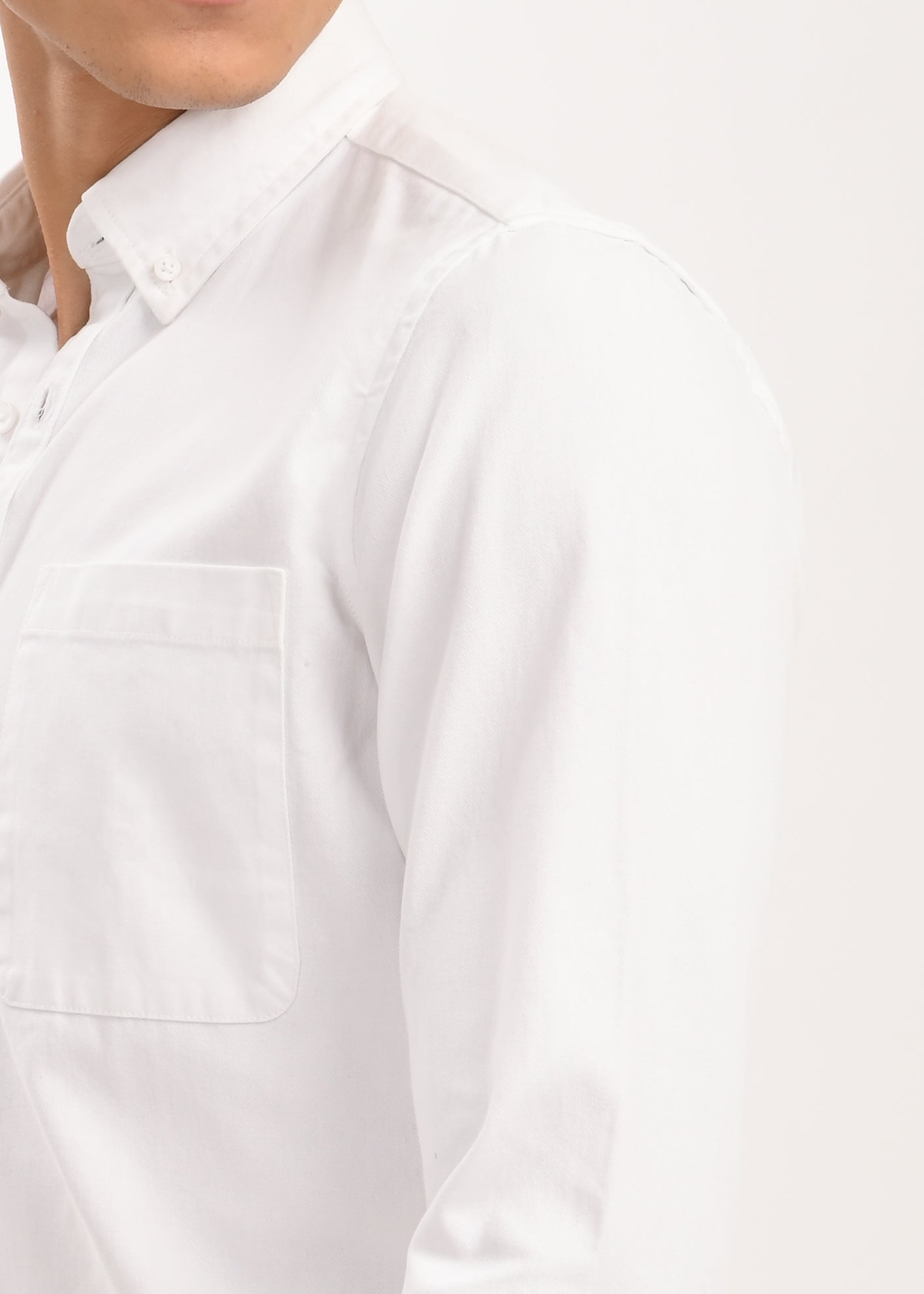 Men White Everyday Essential Solid Shirt
