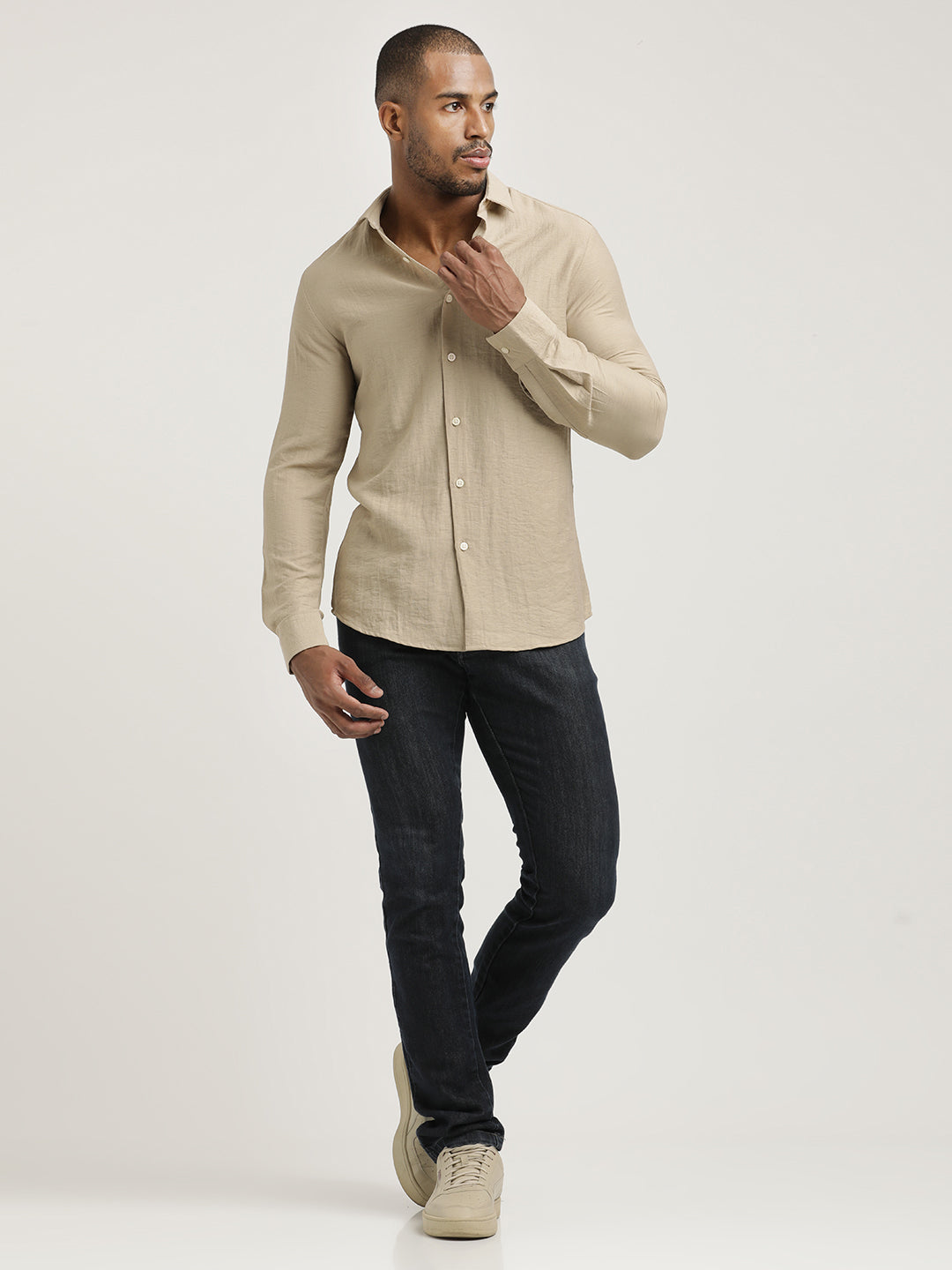 Men Nylon Shirt with Linen Look