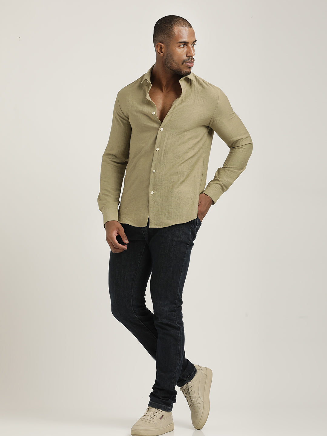 Men Nylon Shirt with Linen Look