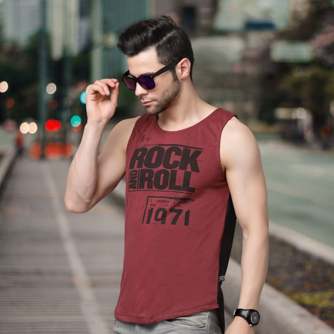 Men Maroon Printed T-Shirt