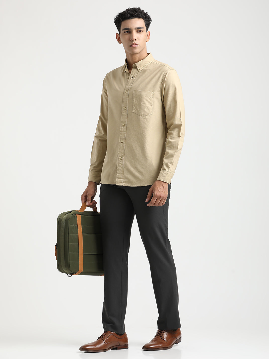 Men Oxford Cotton Shirt with Button-Down Collar
