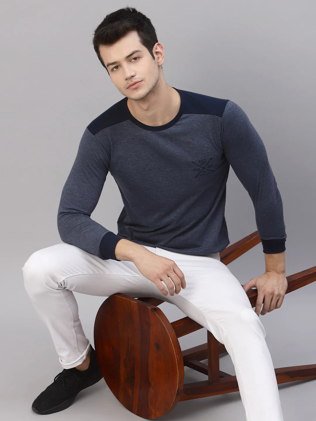 Men Modern Minimalism Solid T-Shirt
