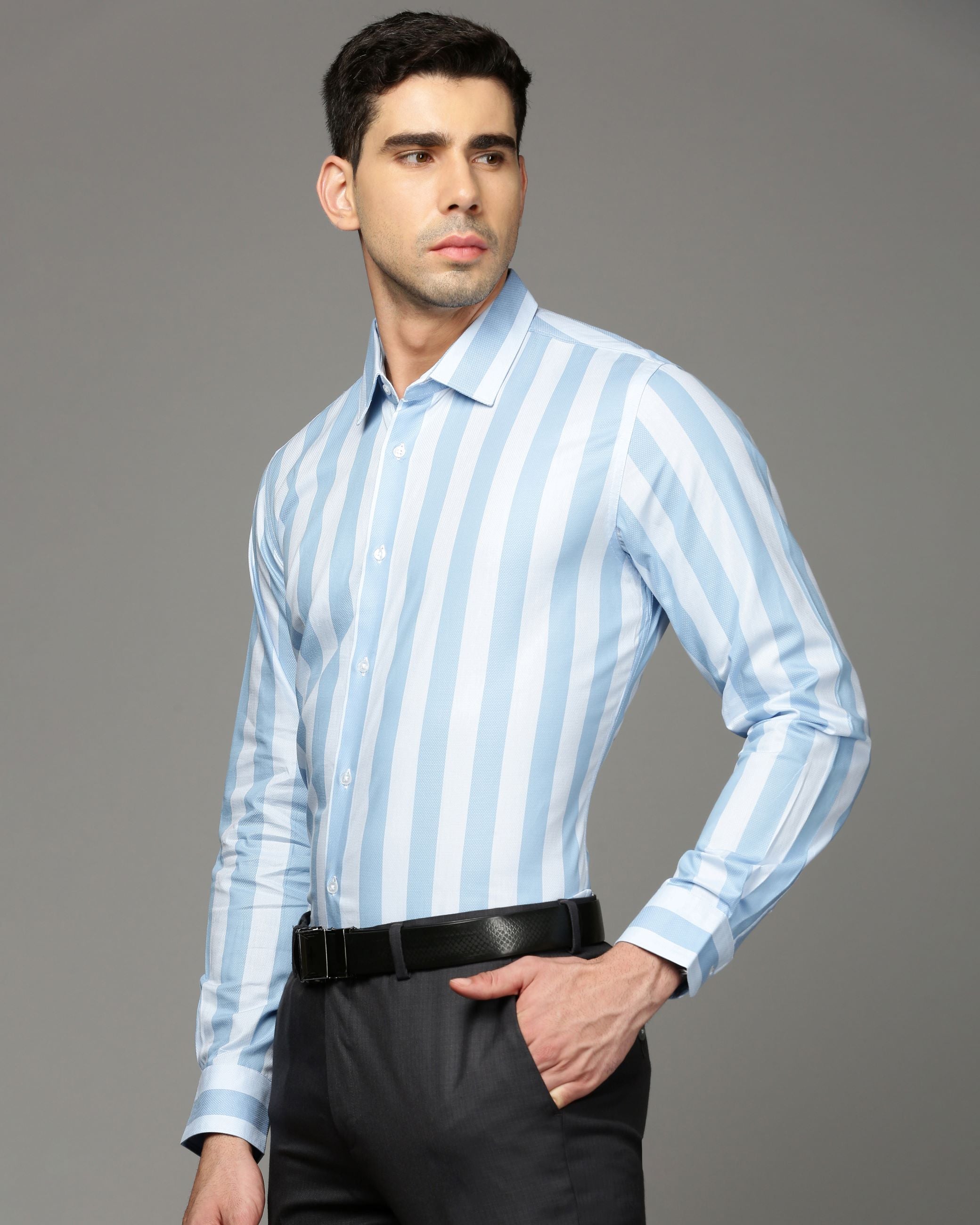 Men Blue Cotton Blend Slim Shirt