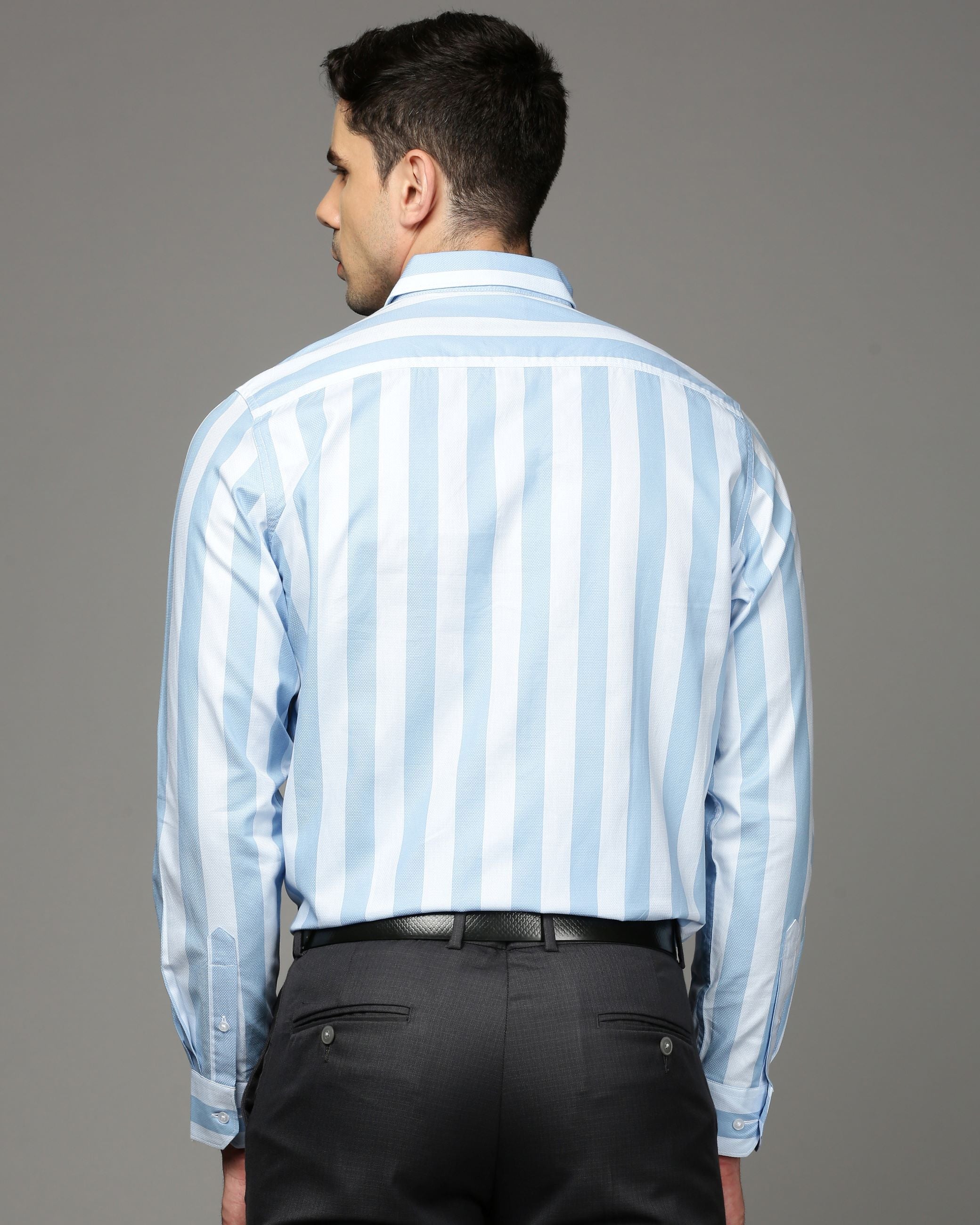 Men Blue Cotton Blend Slim Shirt