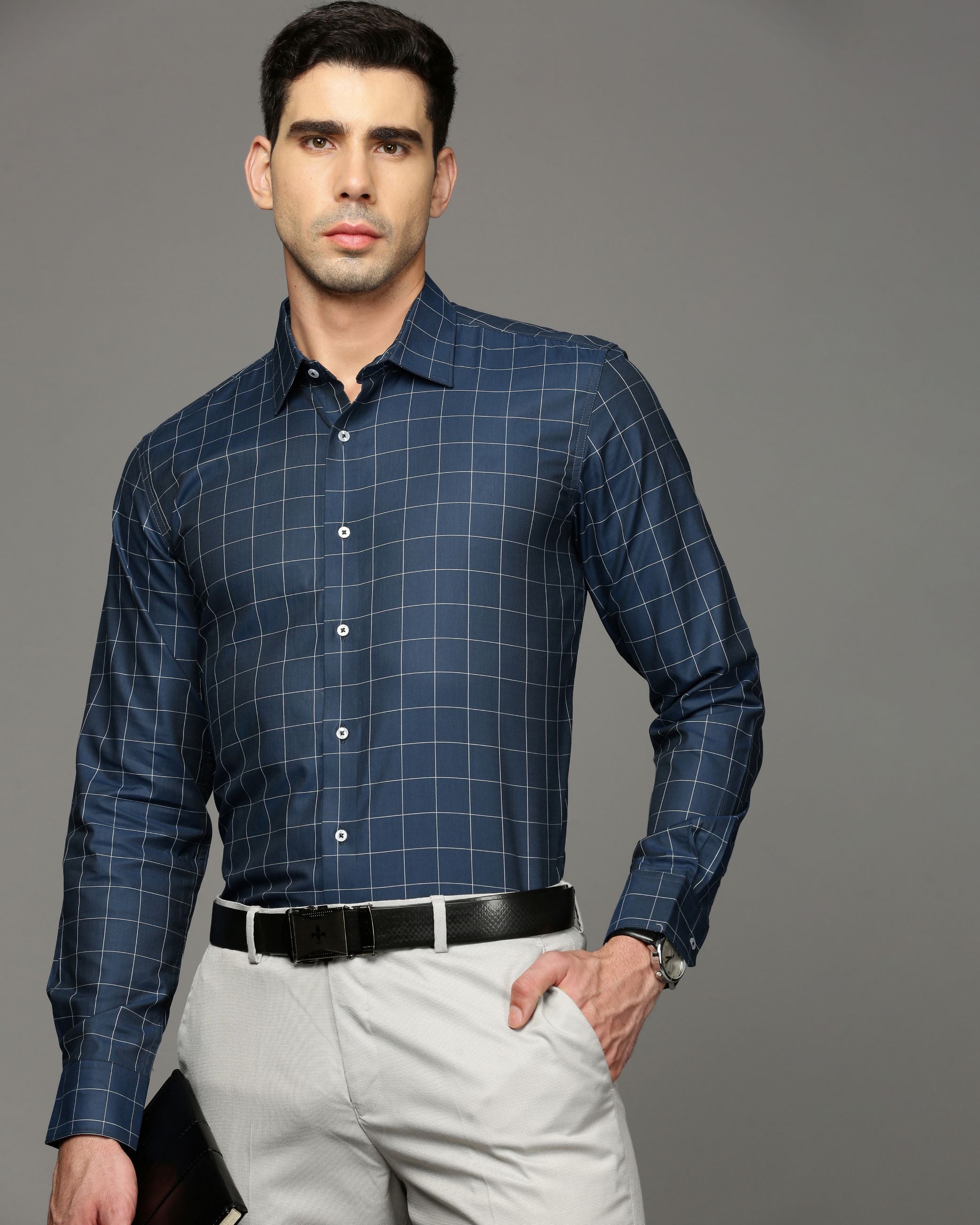 Men Blue Cotton Blend Slim Shirt