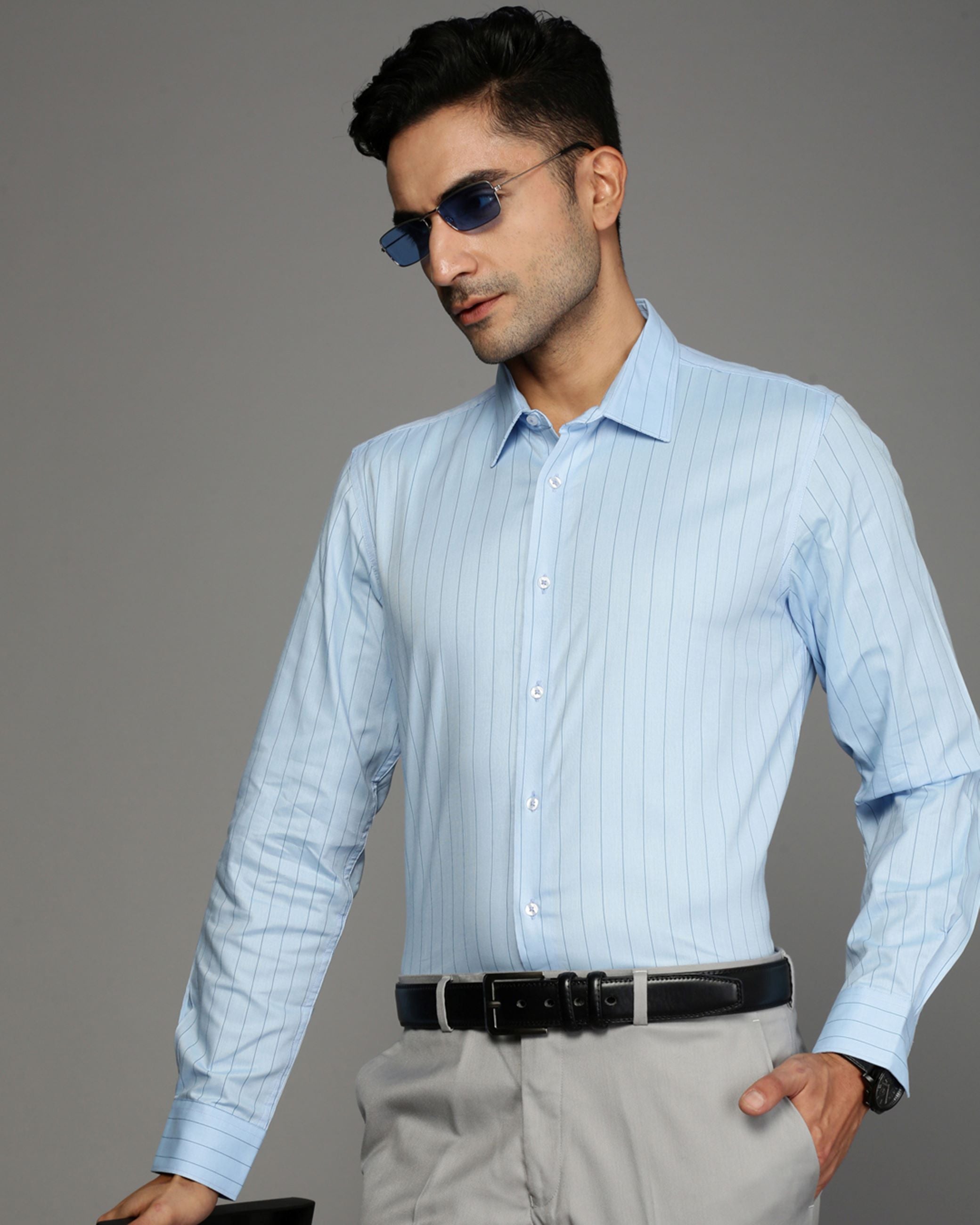 Men Blue Cotton Blend Slim Shirt