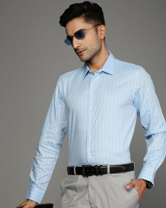 Men Blue Cotton Blend Slim Shirt