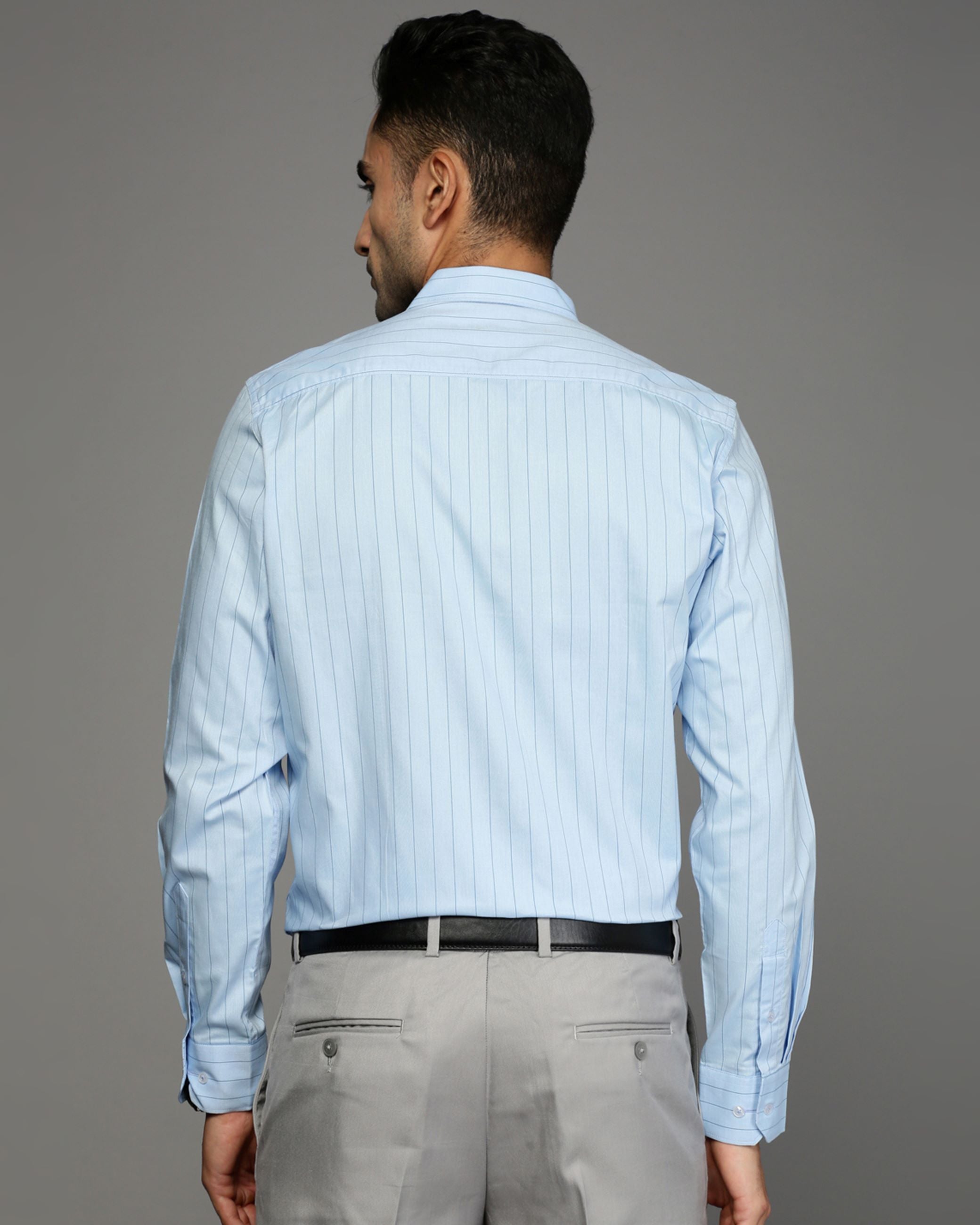 Men Blue Cotton Blend Slim Shirt