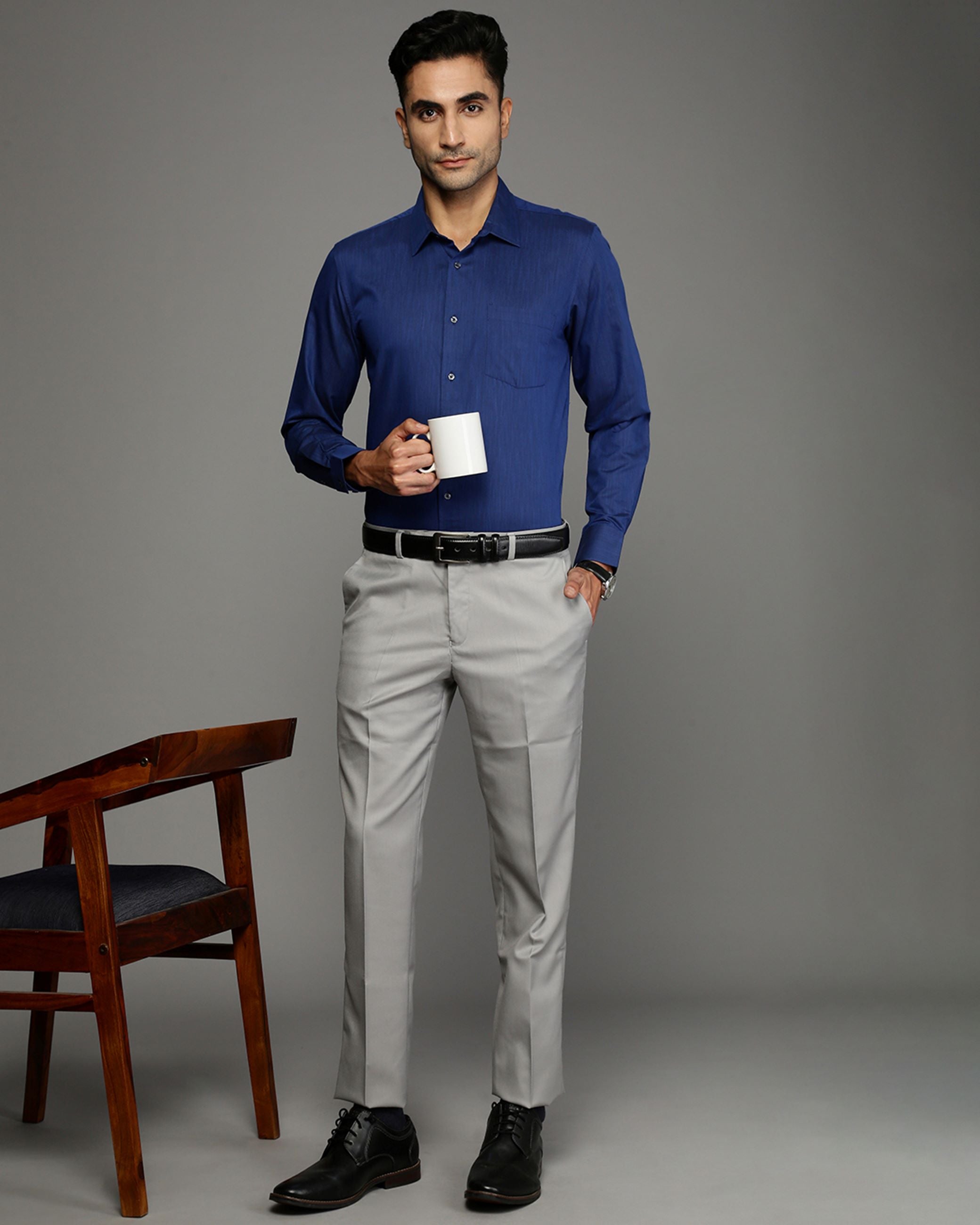 Men Blue Cotton Blend Slim Shirt