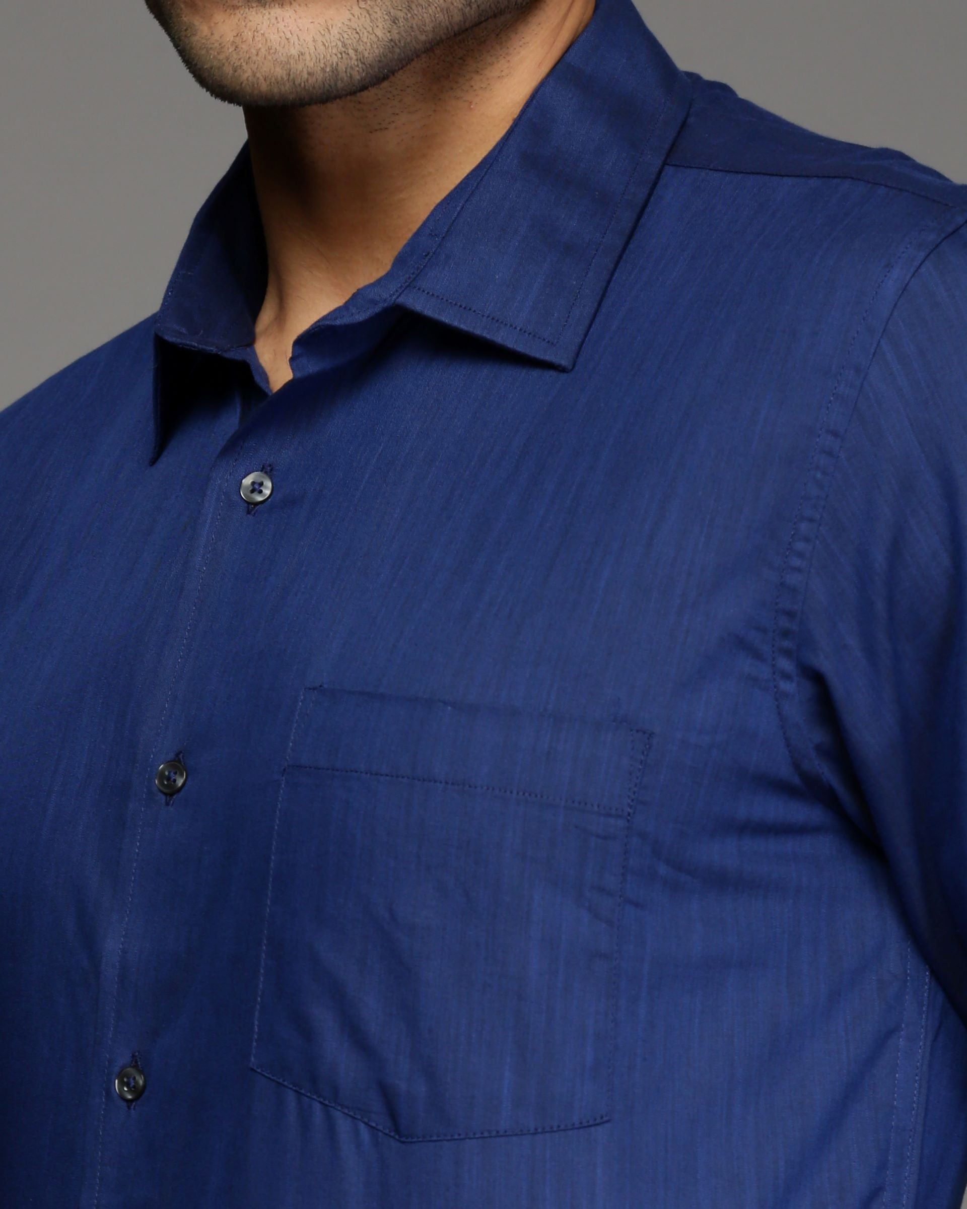 Men Blue Cotton Blend Slim Shirt