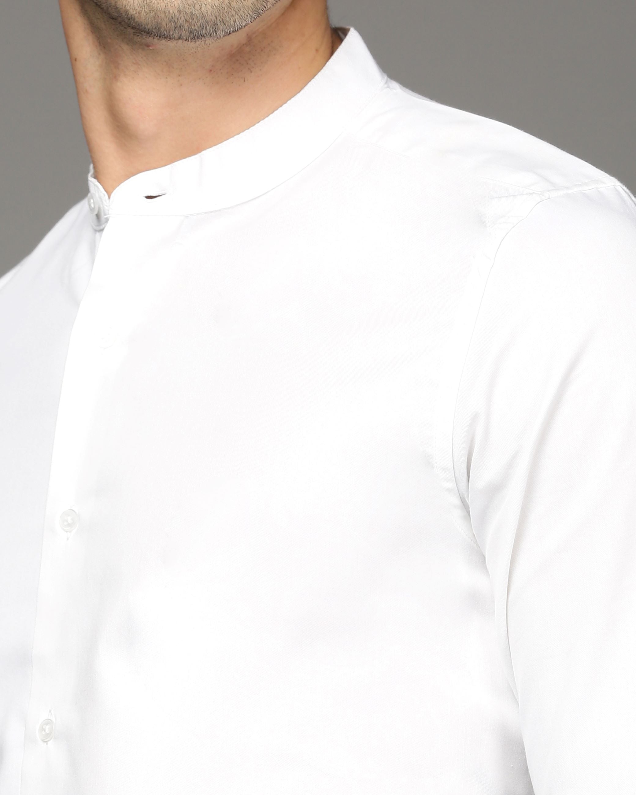 Men White Cotton Blend Slim Shirt