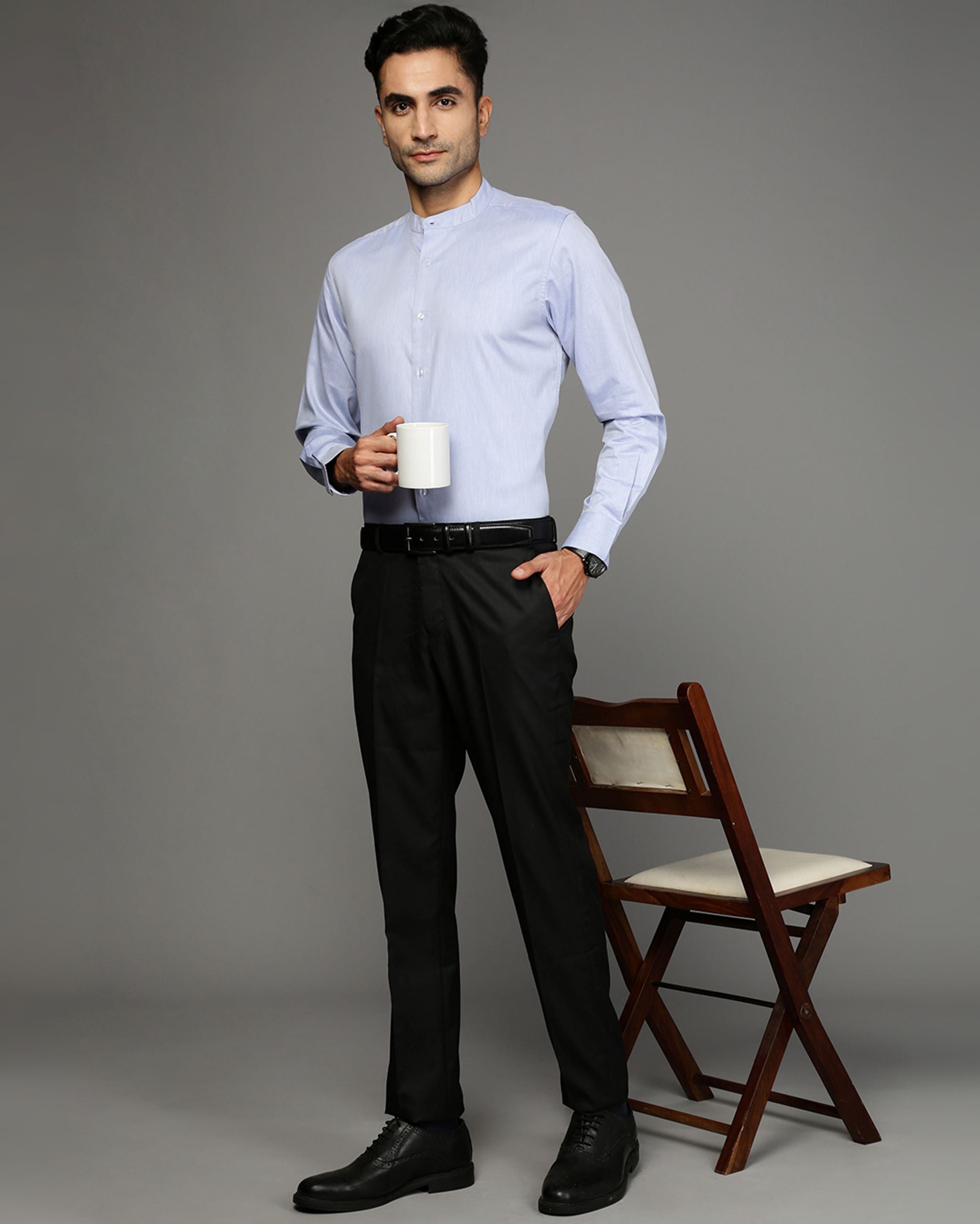 Men Blue Cotton Blend Slim Shirt