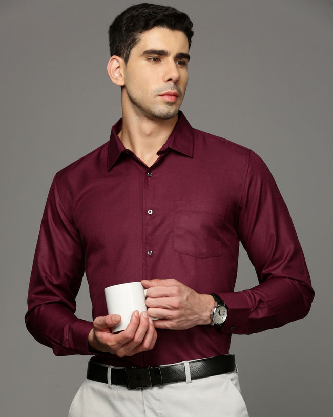 Men Magenta Cotton Blend Slim Shirt