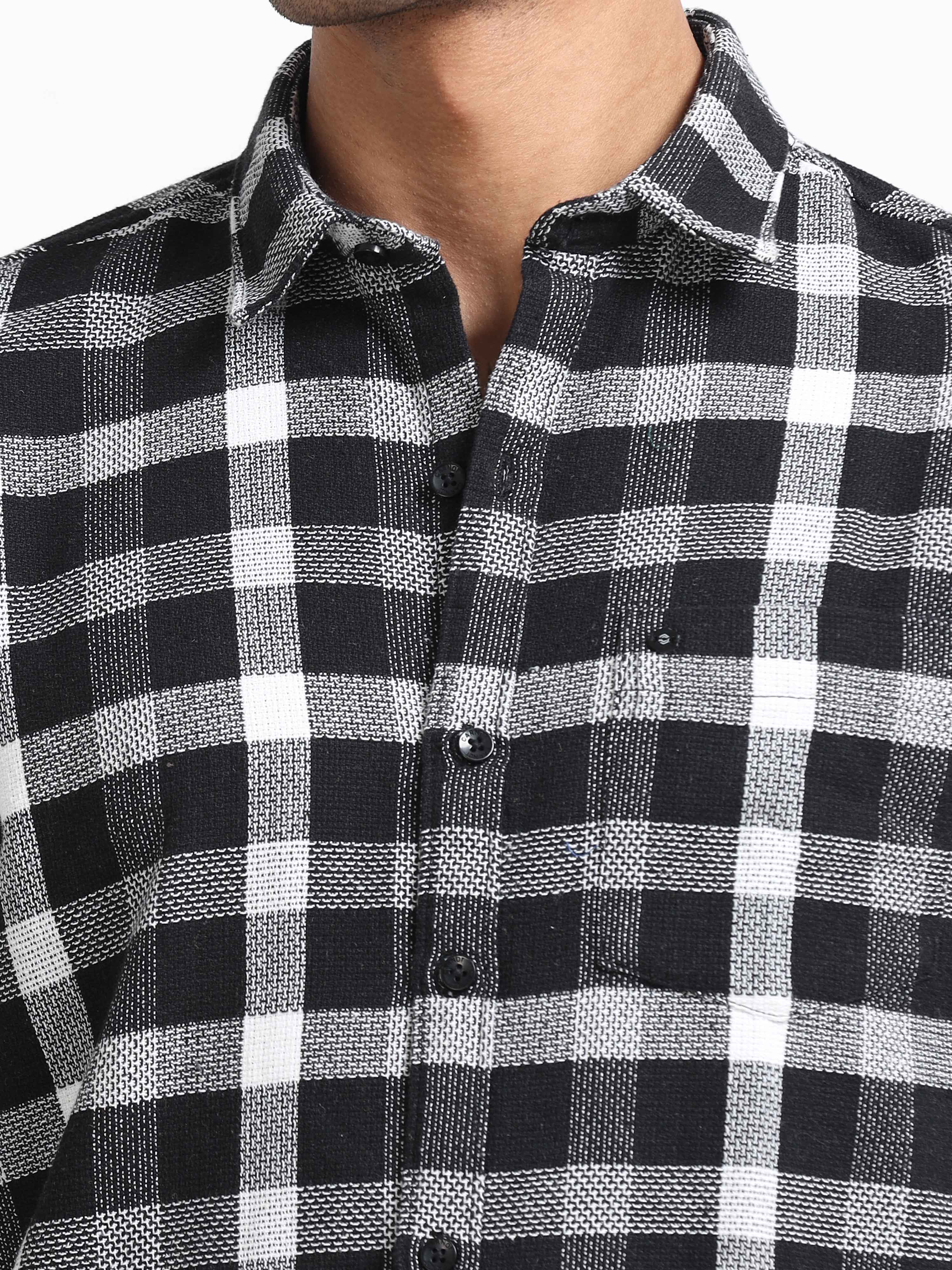Men Checkered Half Sleeve Casual Shirt