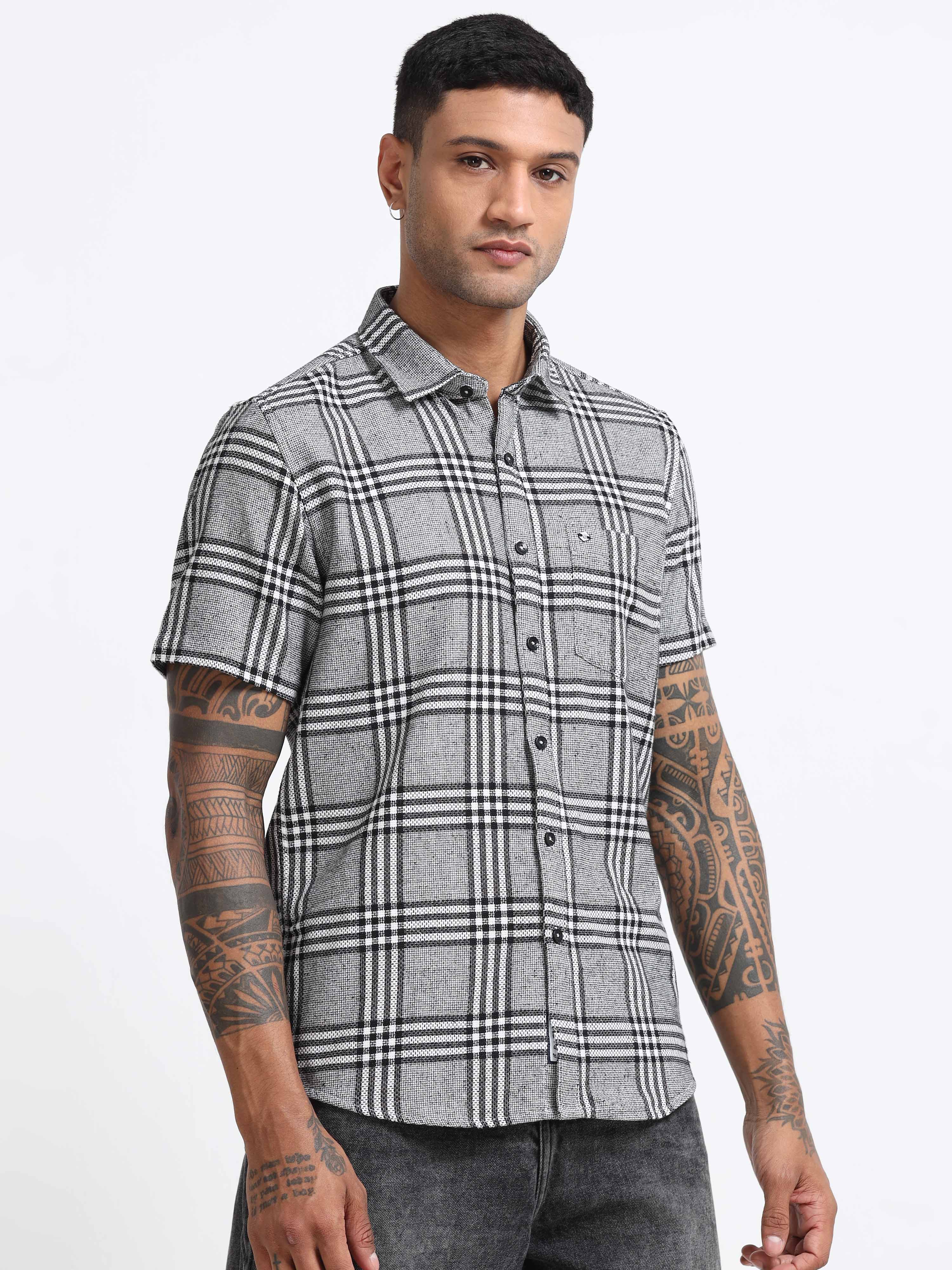 Men Checkered Half Sleeve Casual Shirt
