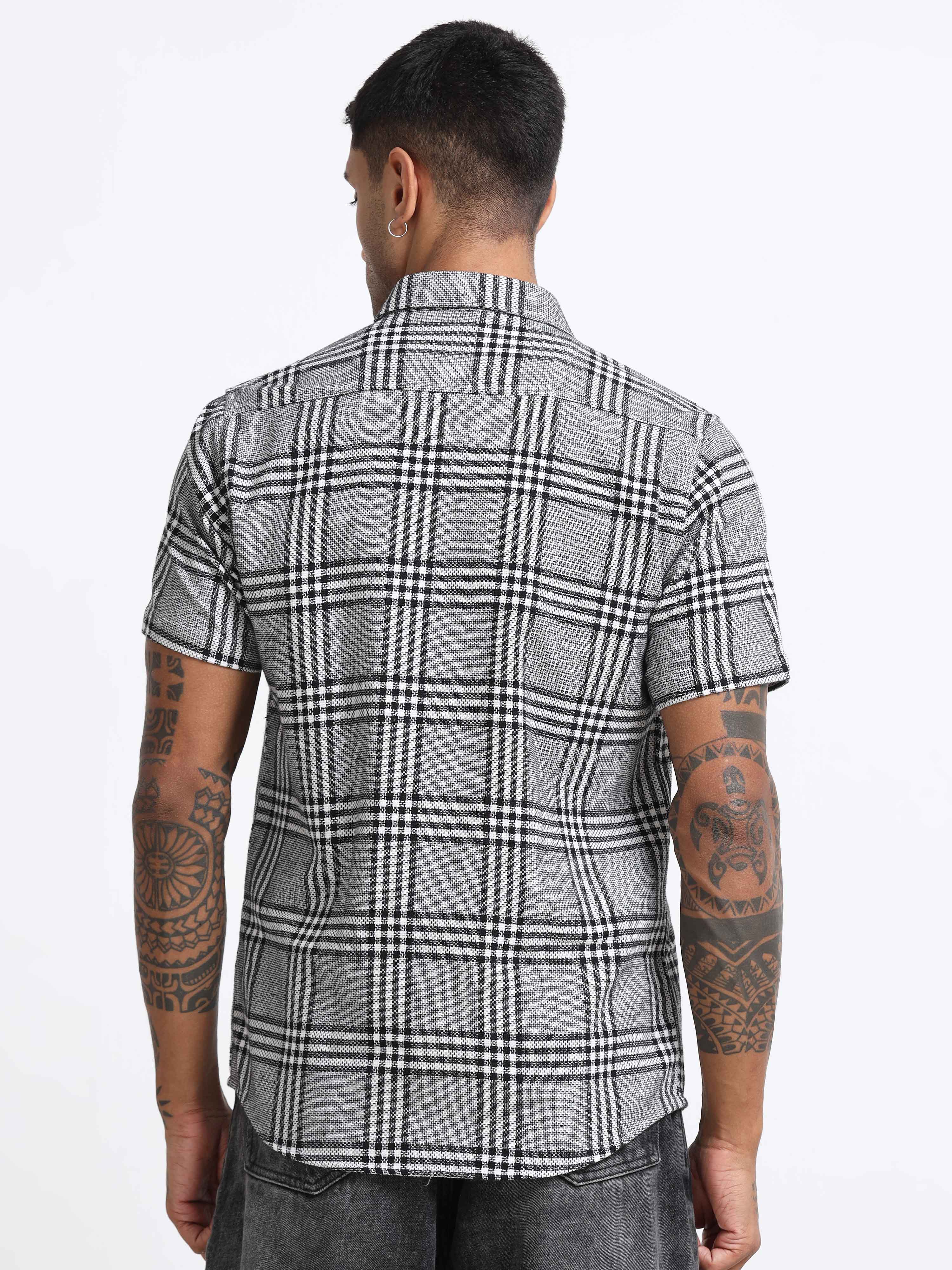 Men Checkered Half Sleeve Casual Shirt