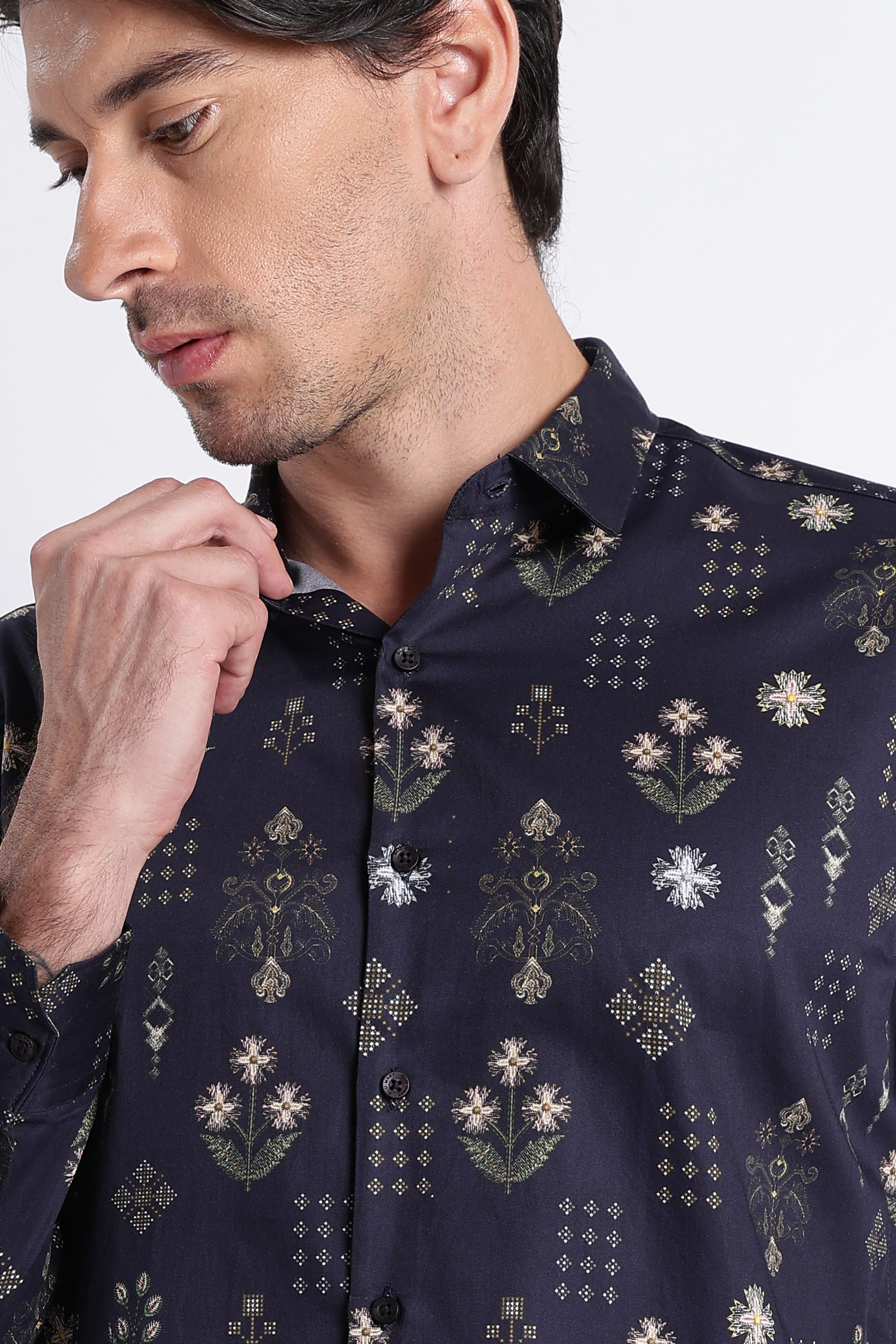 Men Refined Floral Digital Print Shirt