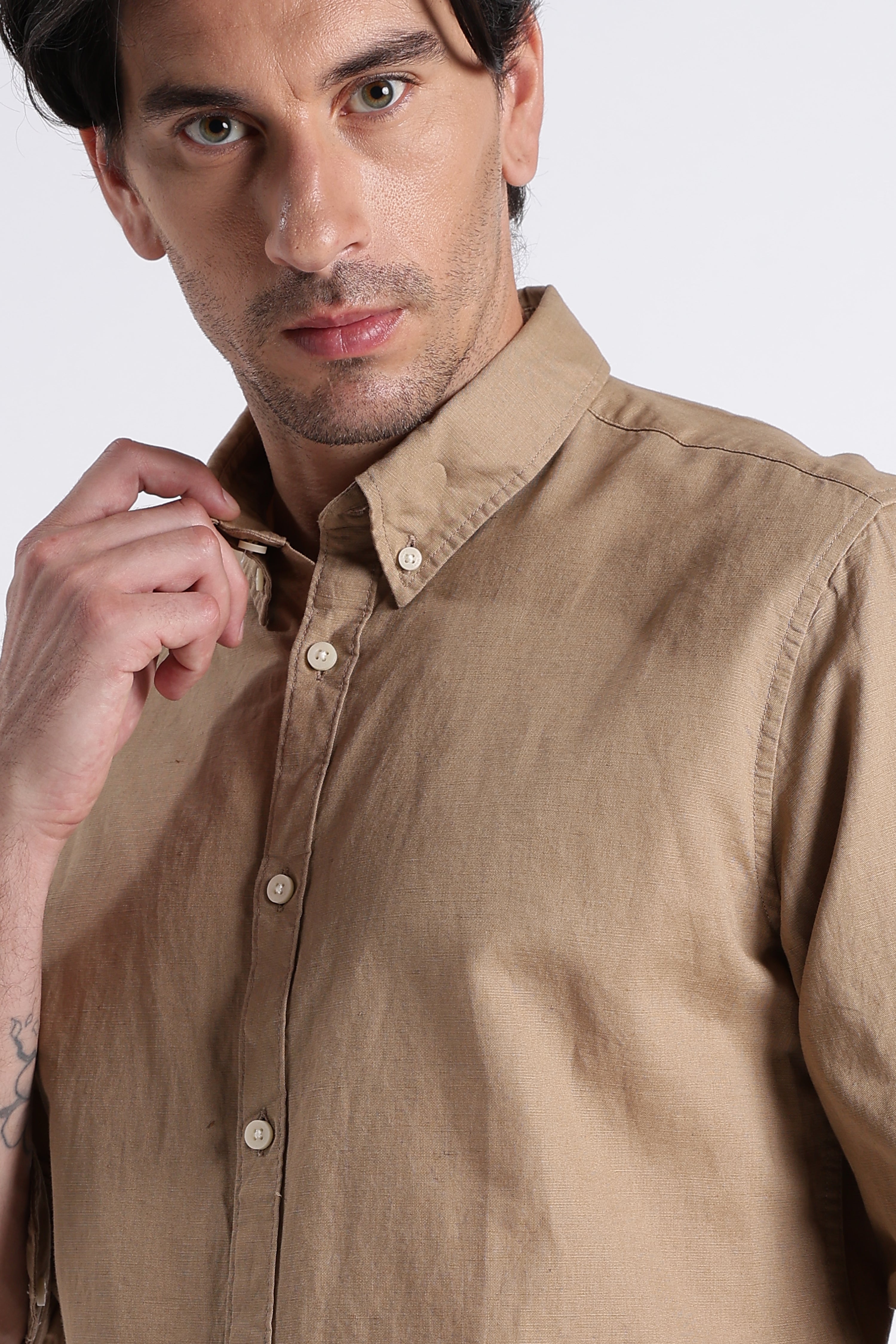 Men Premium Cotton Linen Slim Fit Solid Shirt