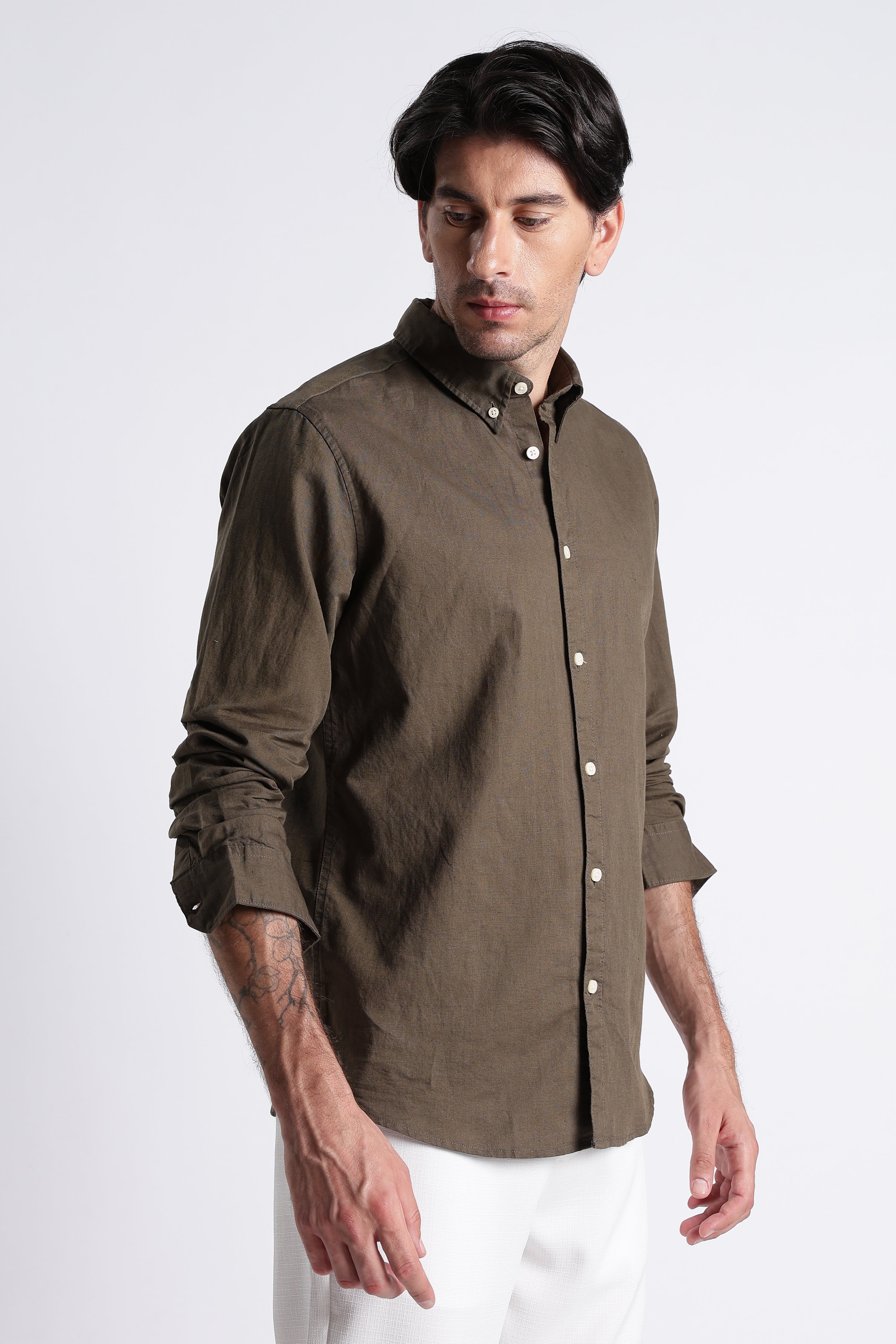 Men Premium Cotton Linen Slim Fit Solid Shirt