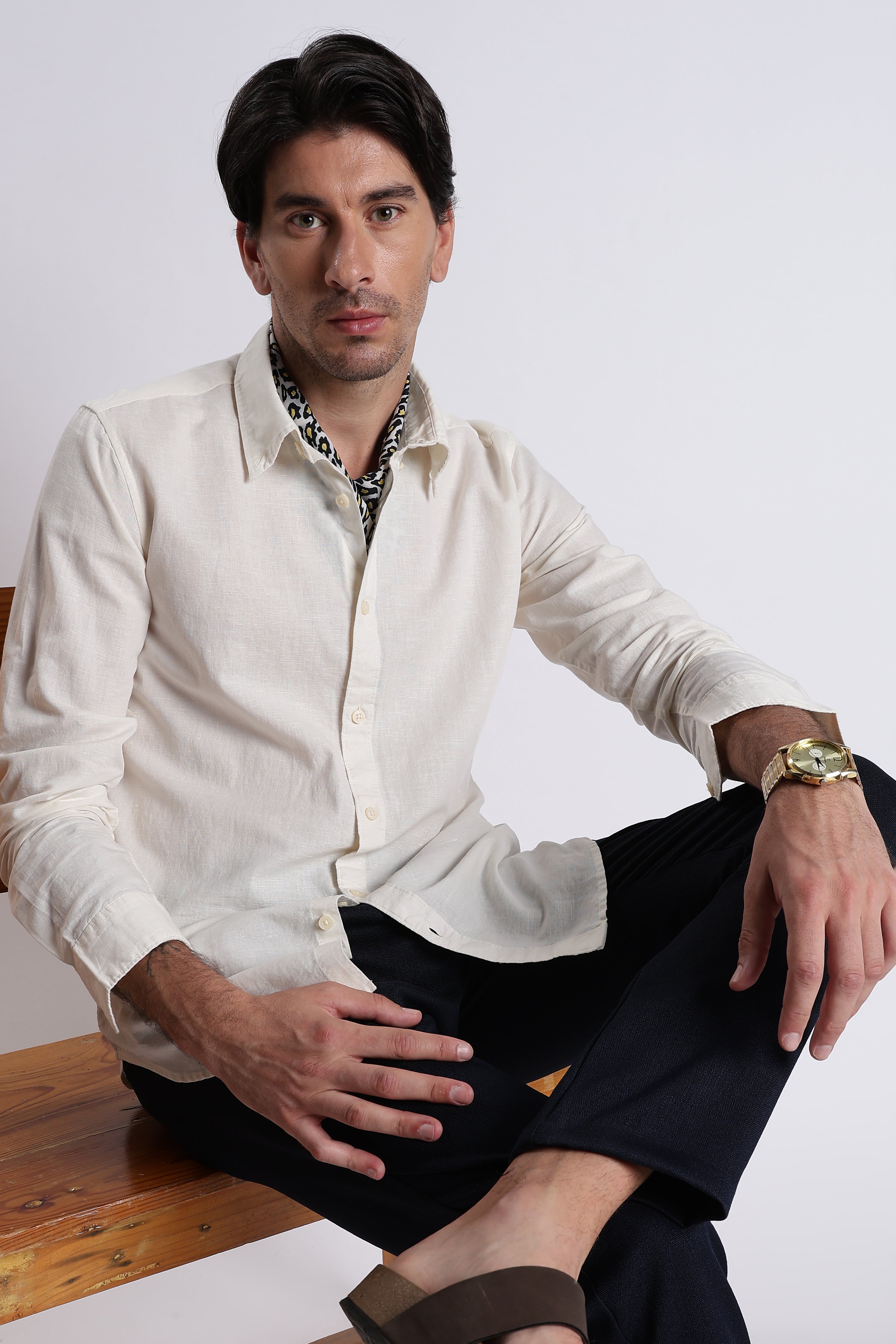 Men Premium Cotton Linen Slim Fit Solid Shirt