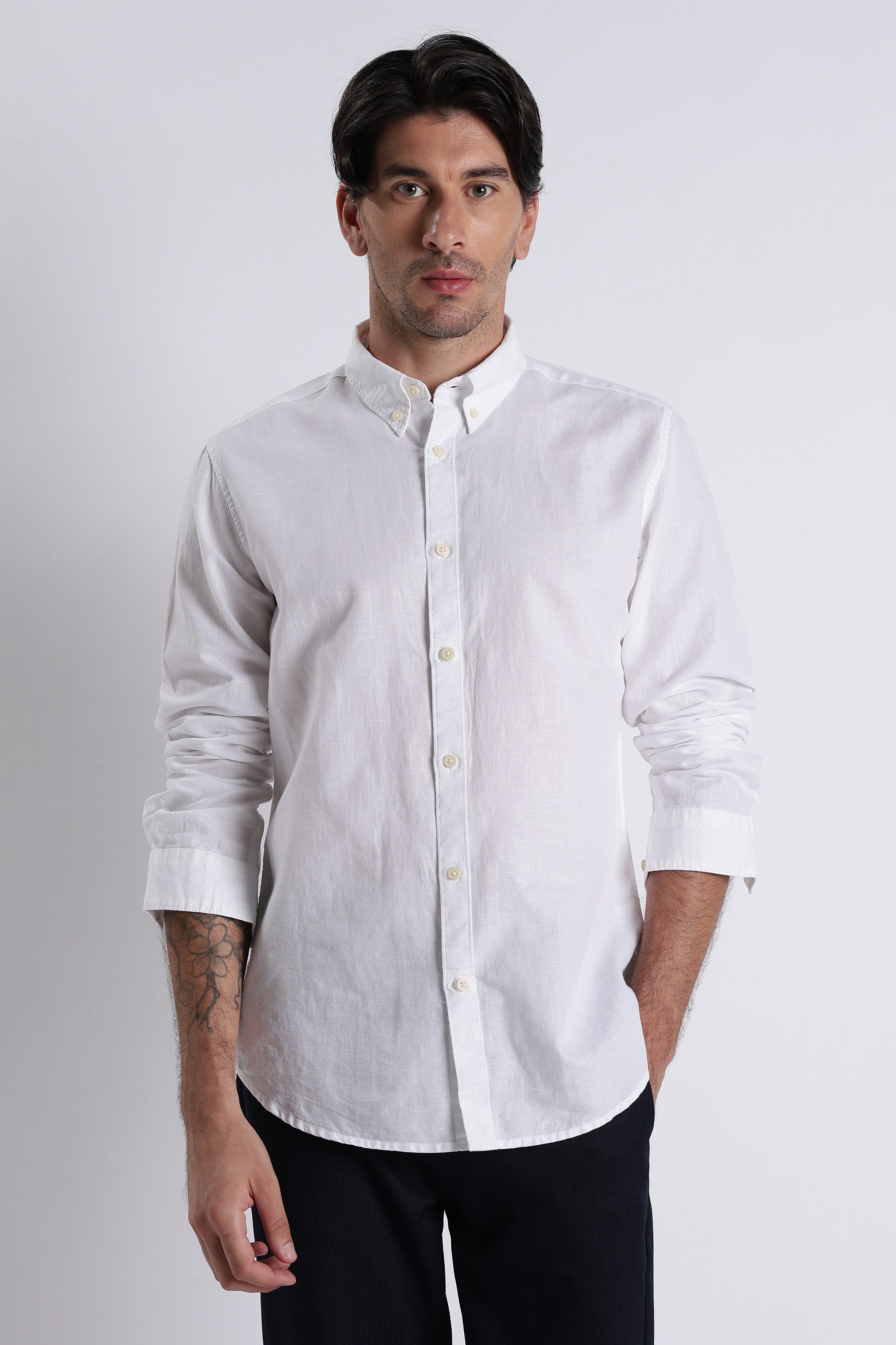 Men Premium Cotton Linen Slim Fit Solid Shirt
